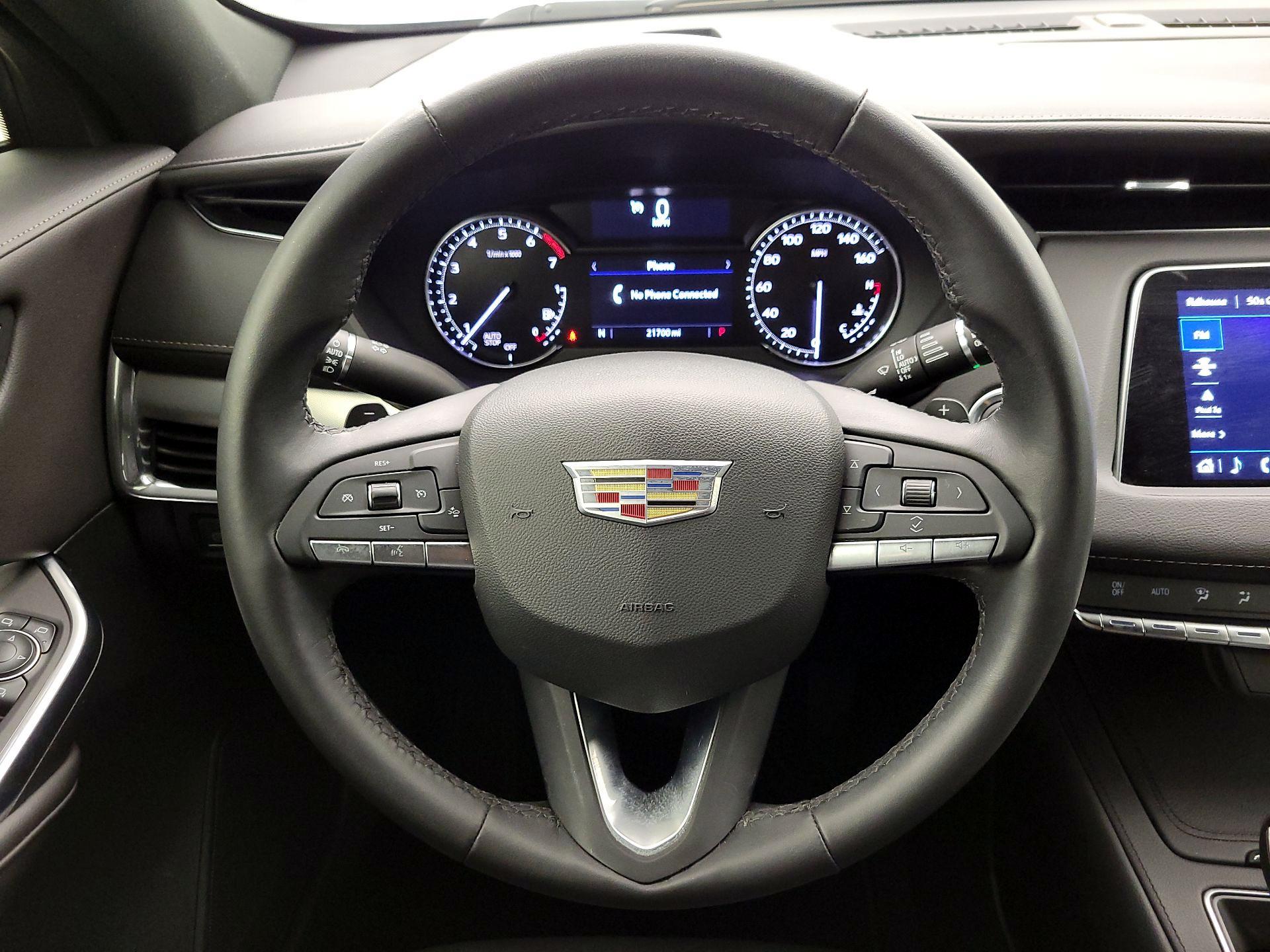 Thumbnail: 2021 Cadillac XT4 - 10