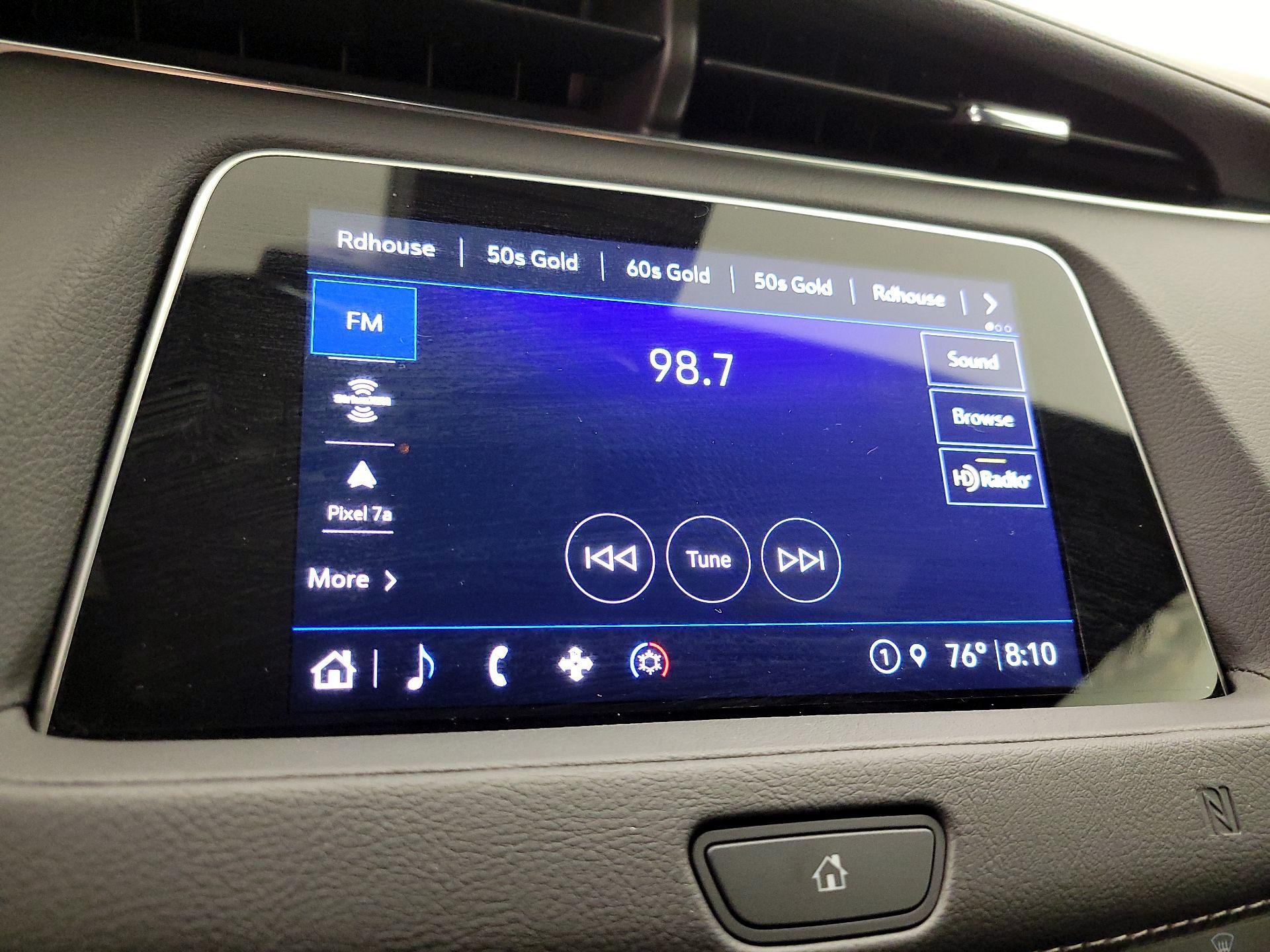 Thumbnail: 2021 Cadillac XT4 - 15