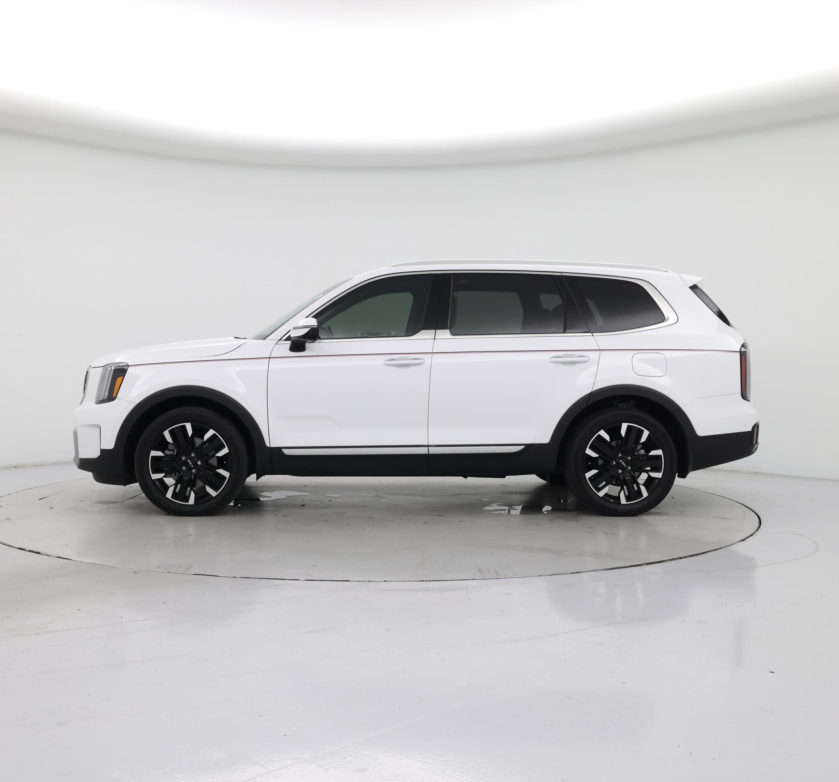 Thumbnail: 2023 Kia Telluride - 3