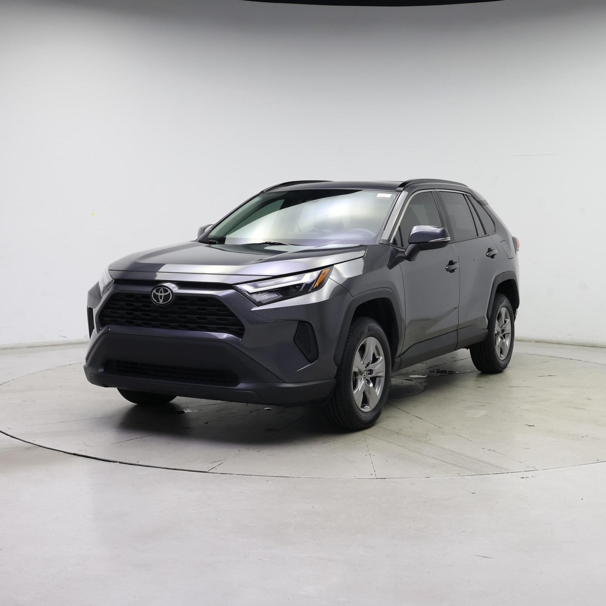 Thumbnail: 2022 Toyota RAV4 - 4