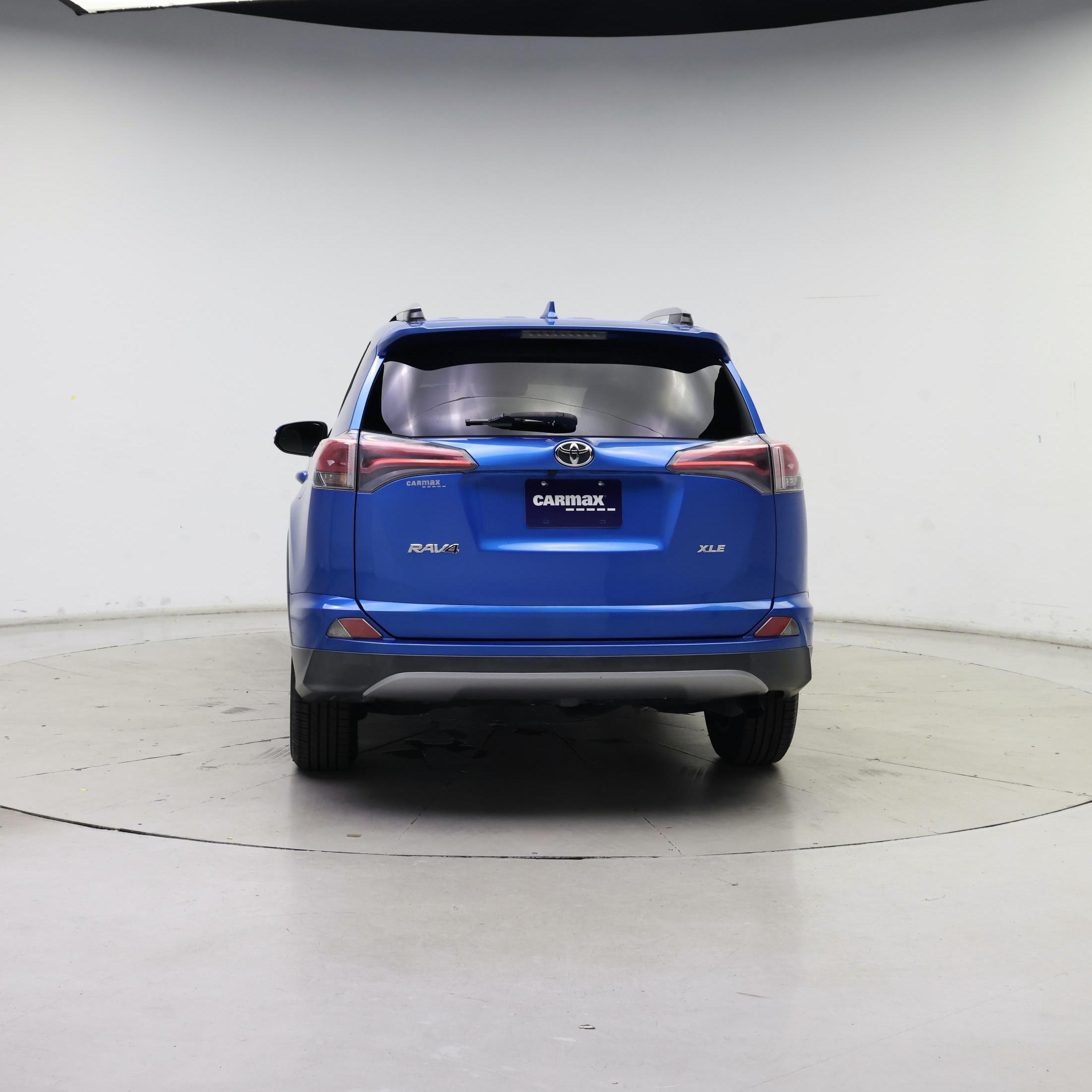 Thumbnail: 2018 Toyota RAV4 - 6
