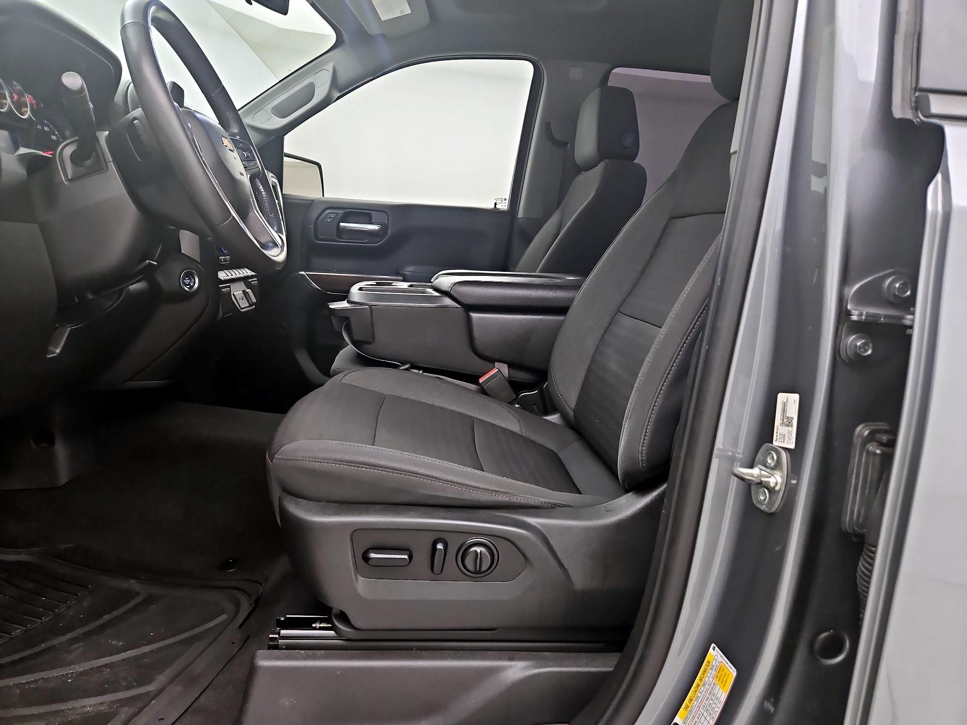 Thumbnail: 2021 Chevrolet Silverado 1500 - 11