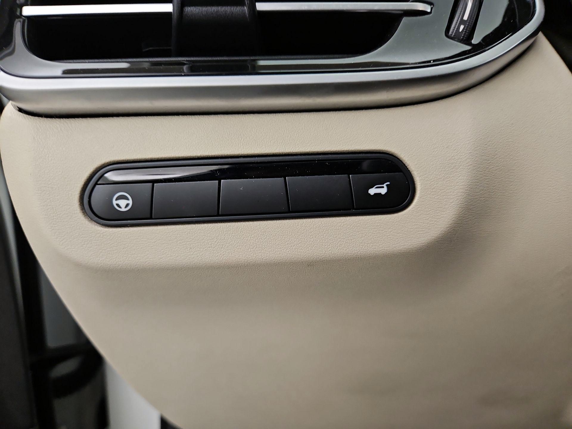Thumbnail: 2024 INFINITI QX60 - 13