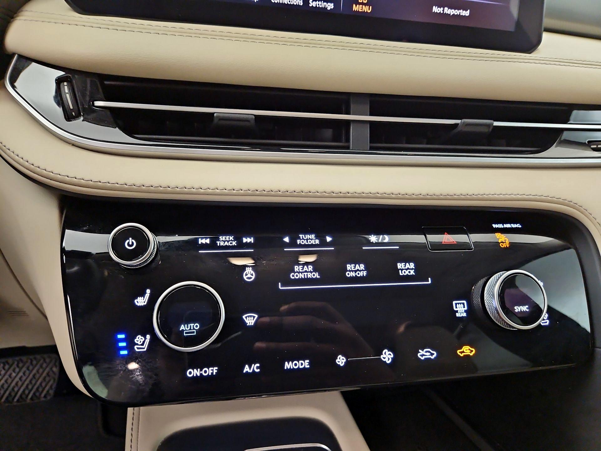 Thumbnail: 2024 INFINITI QX60 - 17