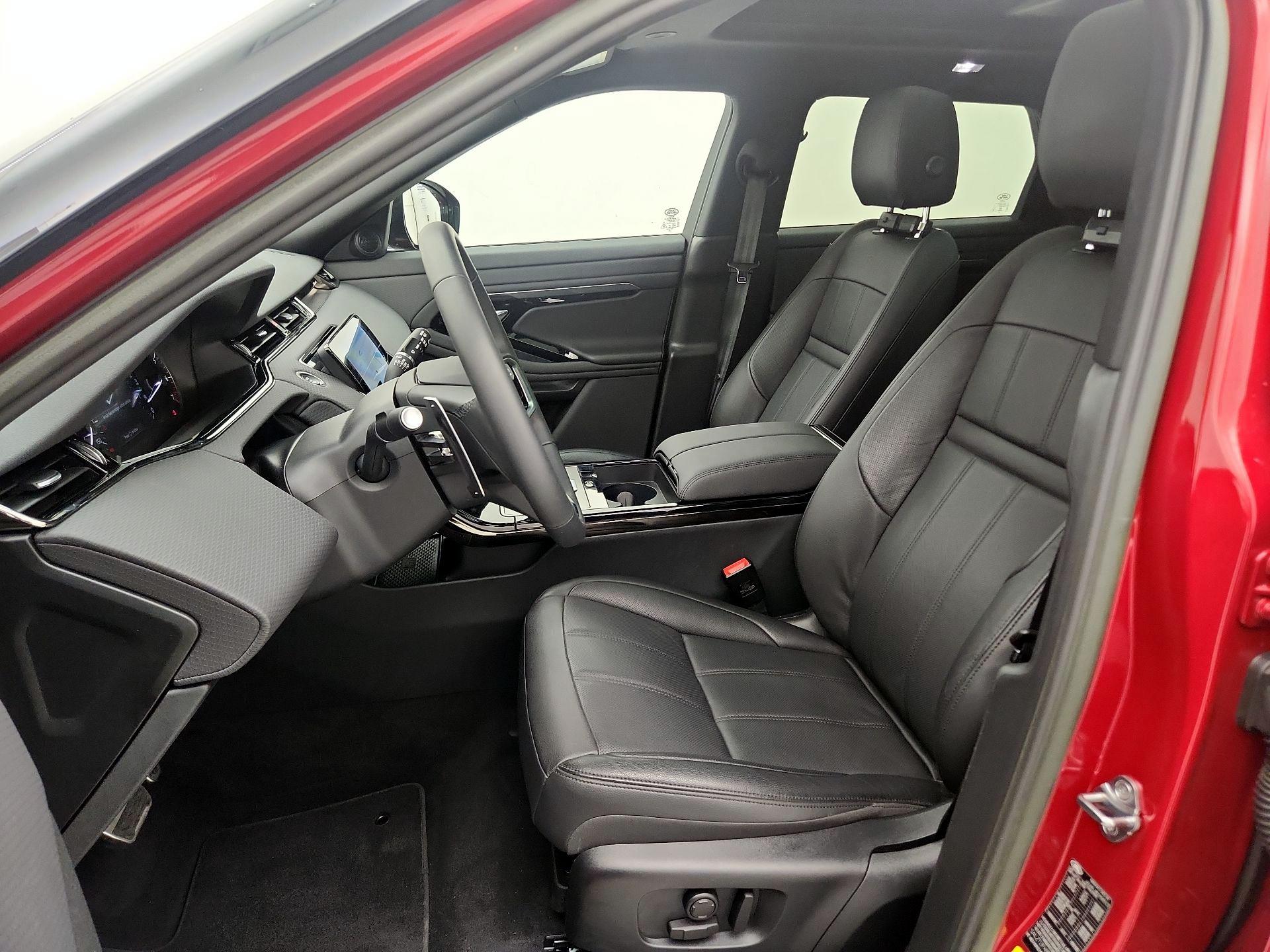Thumbnail: 2023 Land Rover Range Rover Evoque - 11