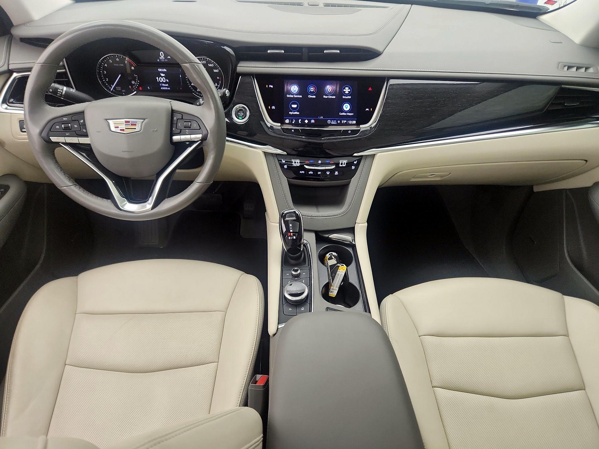 Thumbnail: 2022 Cadillac XT6 - 9