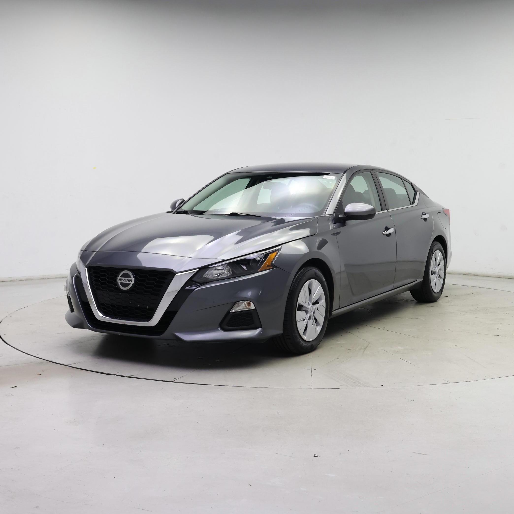 Thumbnail: 2022 Nissan Altima - 4