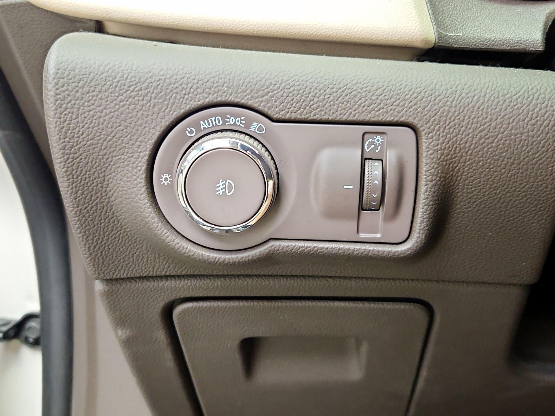 Thumbnail: 2015 Buick Verano - 13
