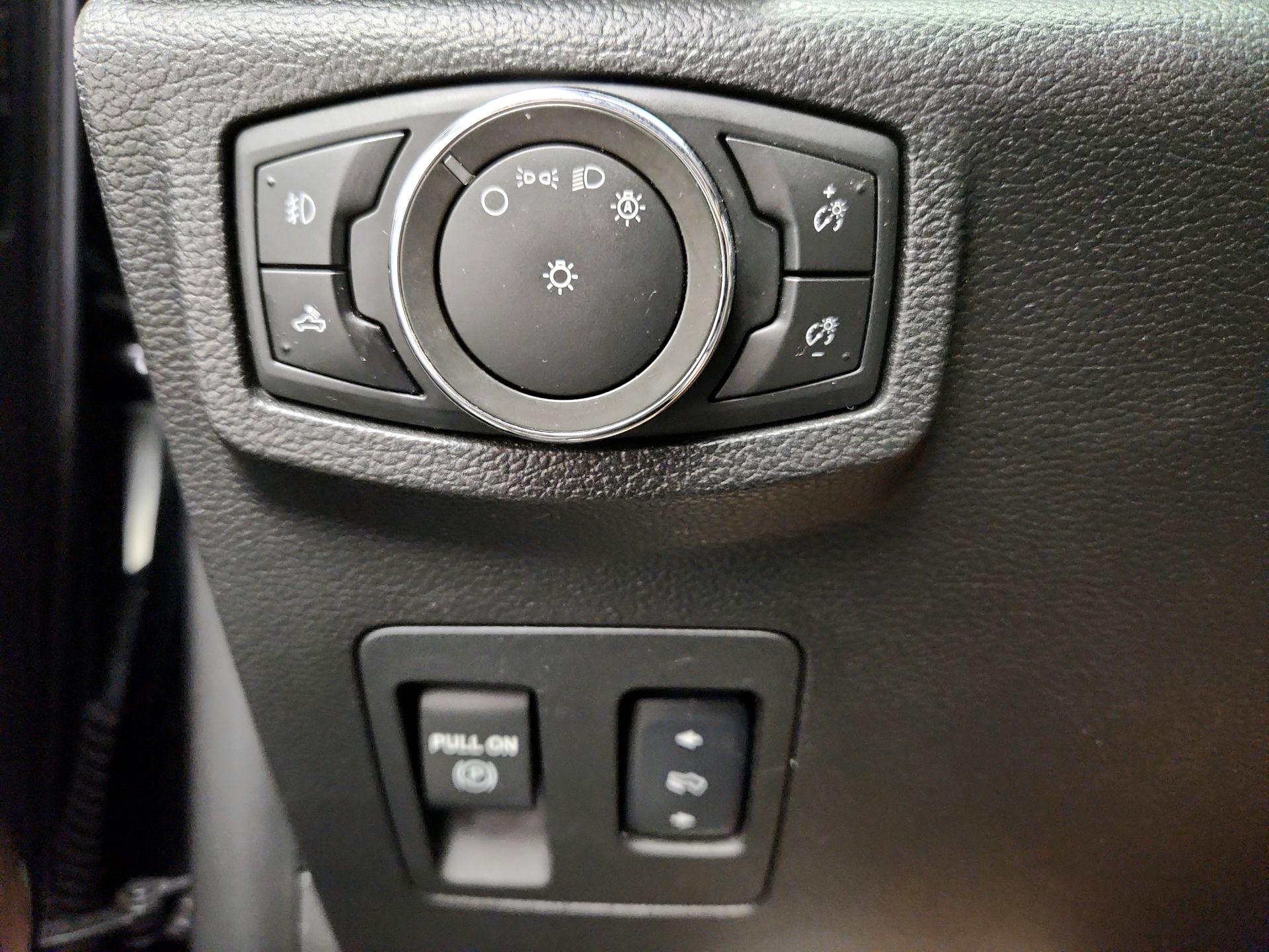 Thumbnail: 2017 Ford F-150 - 13