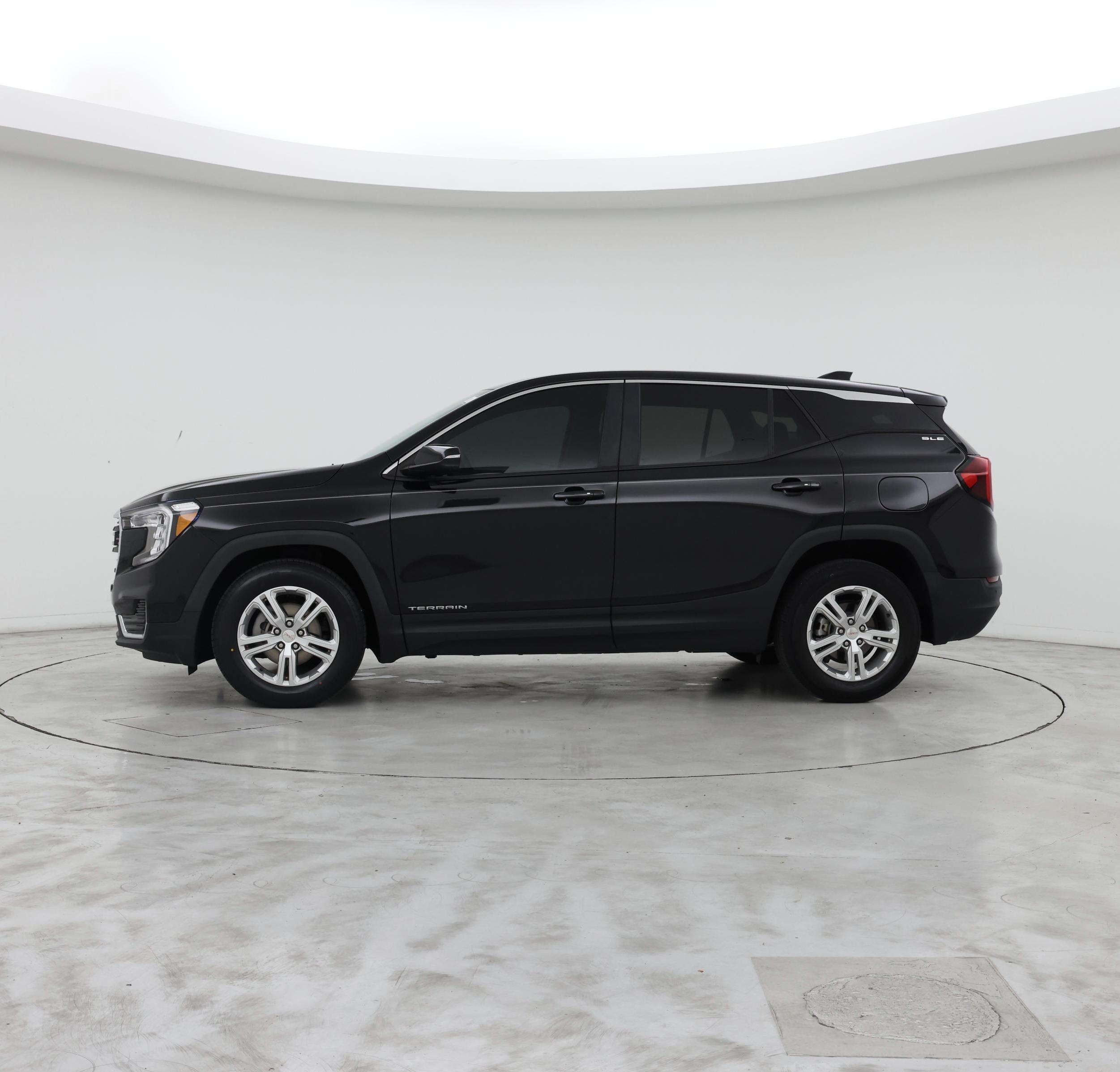 Thumbnail: 2022 GMC Terrain - 3