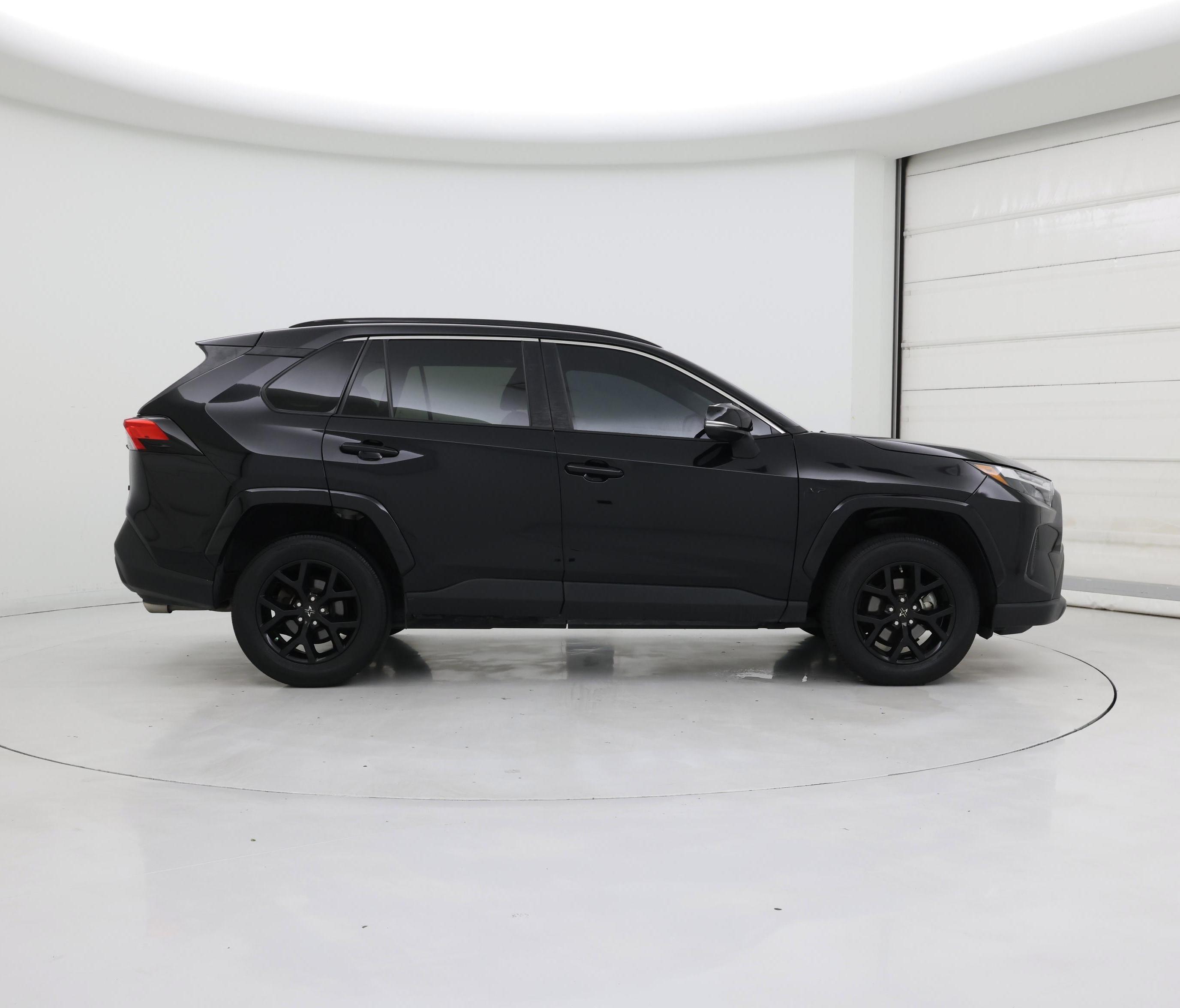 Thumbnail: 2022 Toyota RAV4 - 7