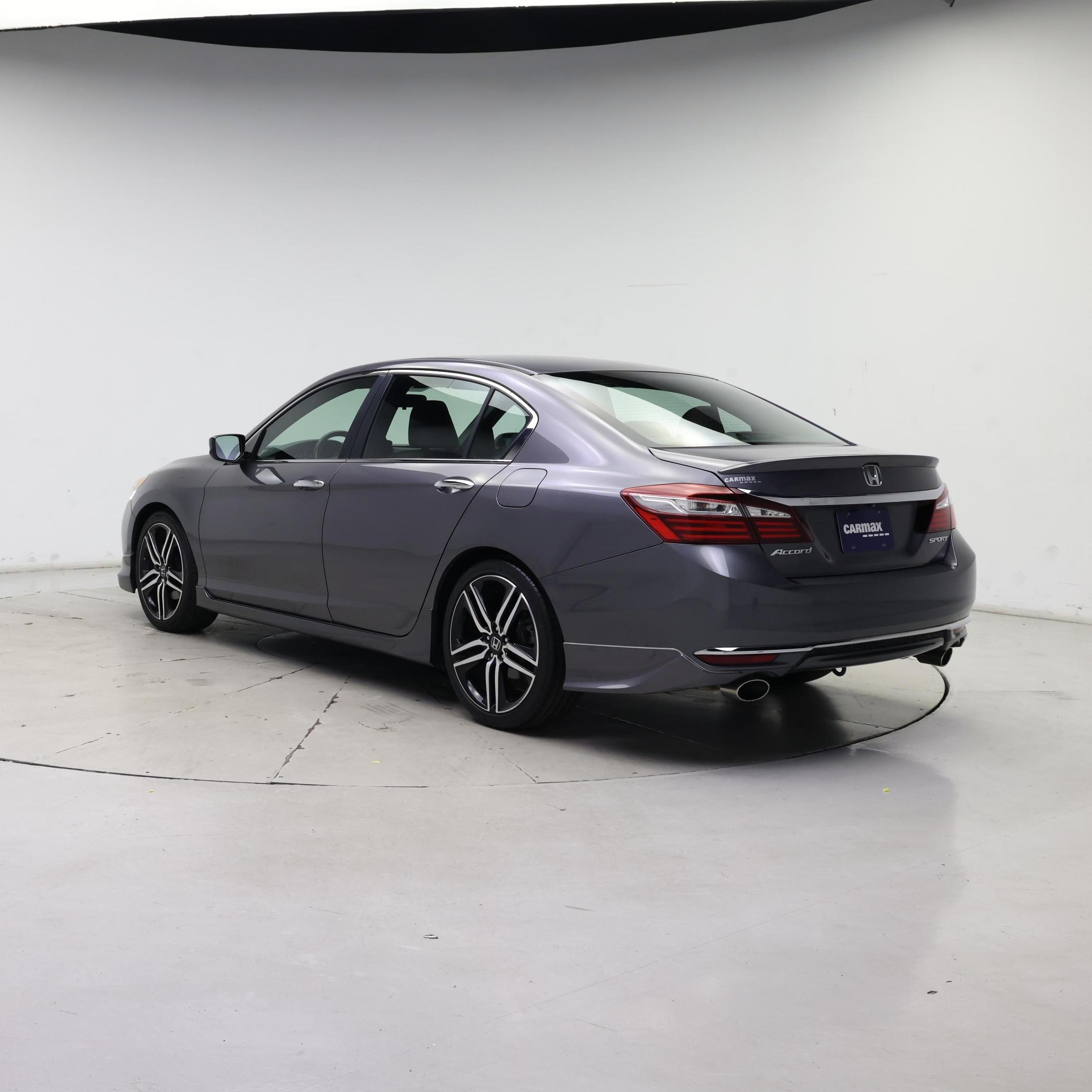 Thumbnail: 2017 Honda Accord - 2
