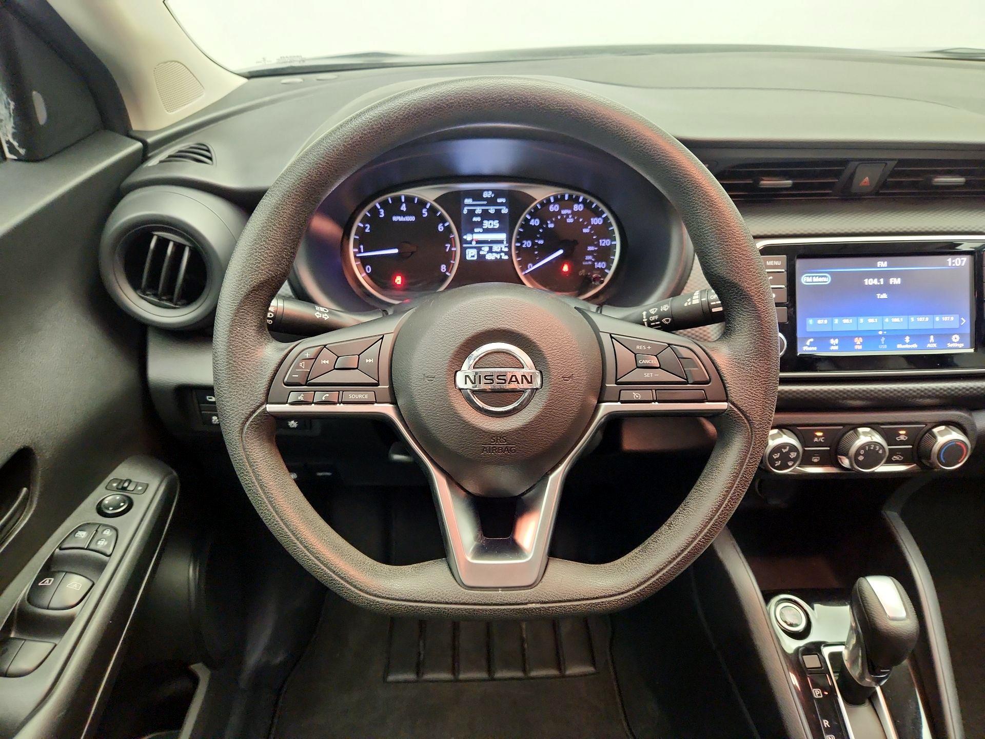 Thumbnail: 2021 Nissan Kicks - 10