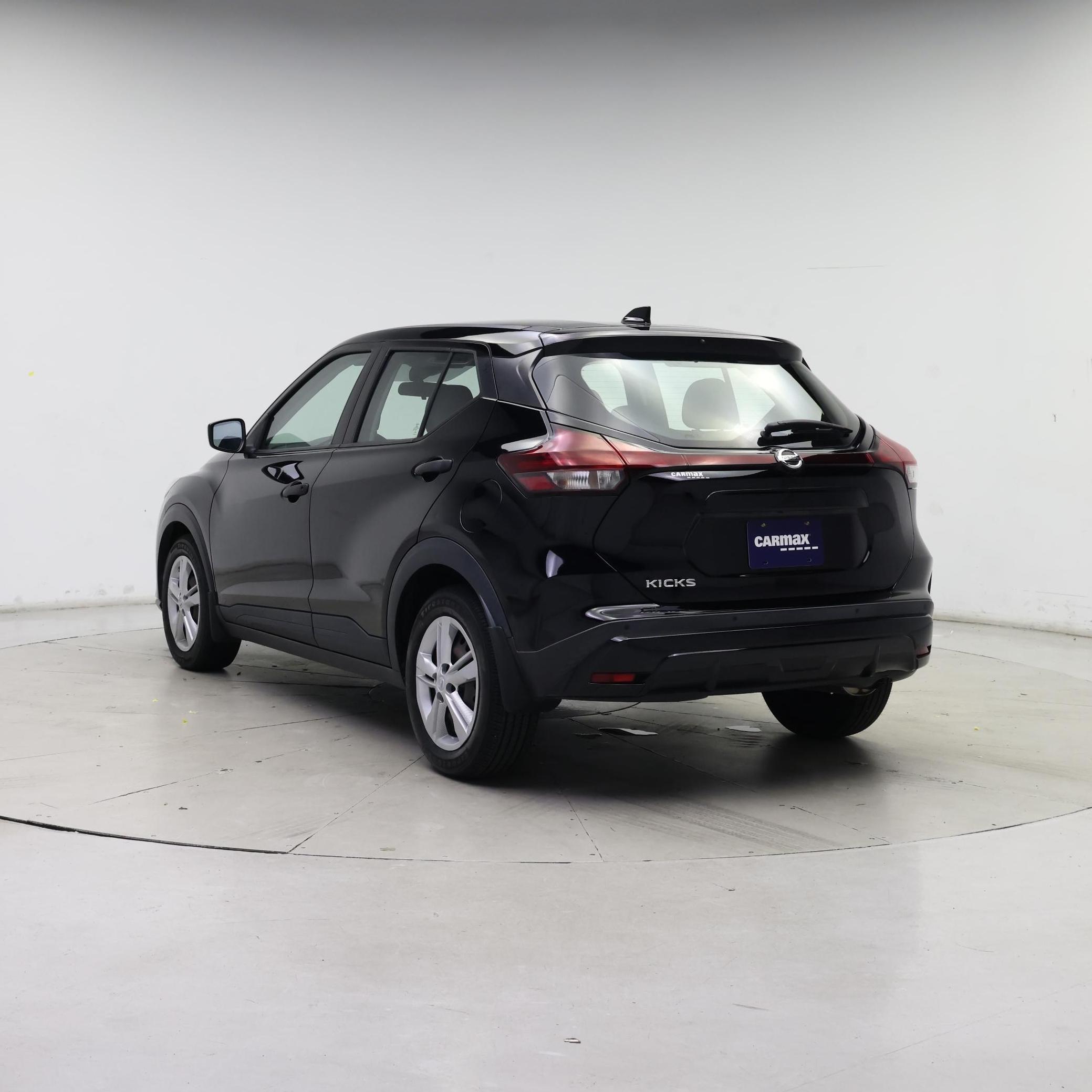 Thumbnail: 2021 Nissan Kicks - 2