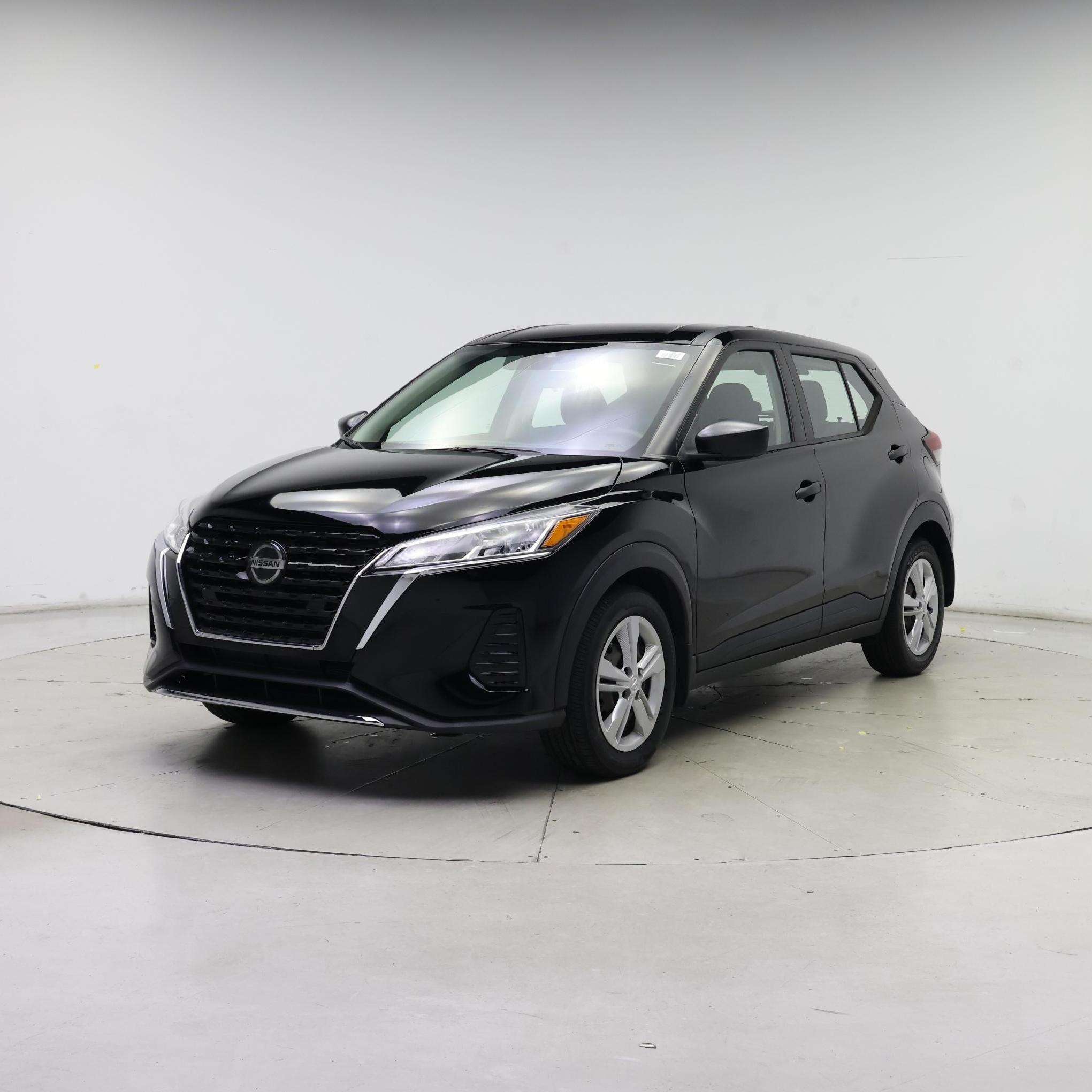 Thumbnail: 2021 Nissan Kicks - 4