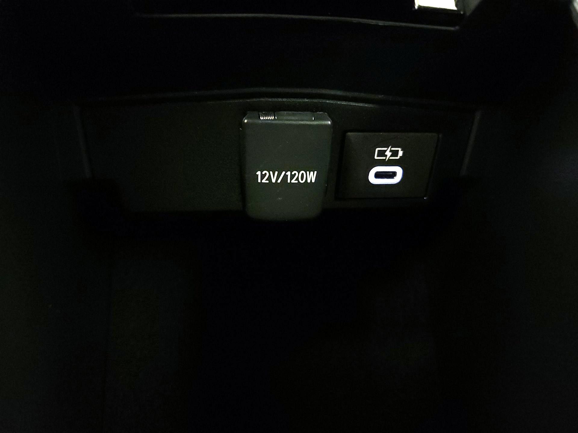 Thumbnail: 2023 Toyota Corolla - 19