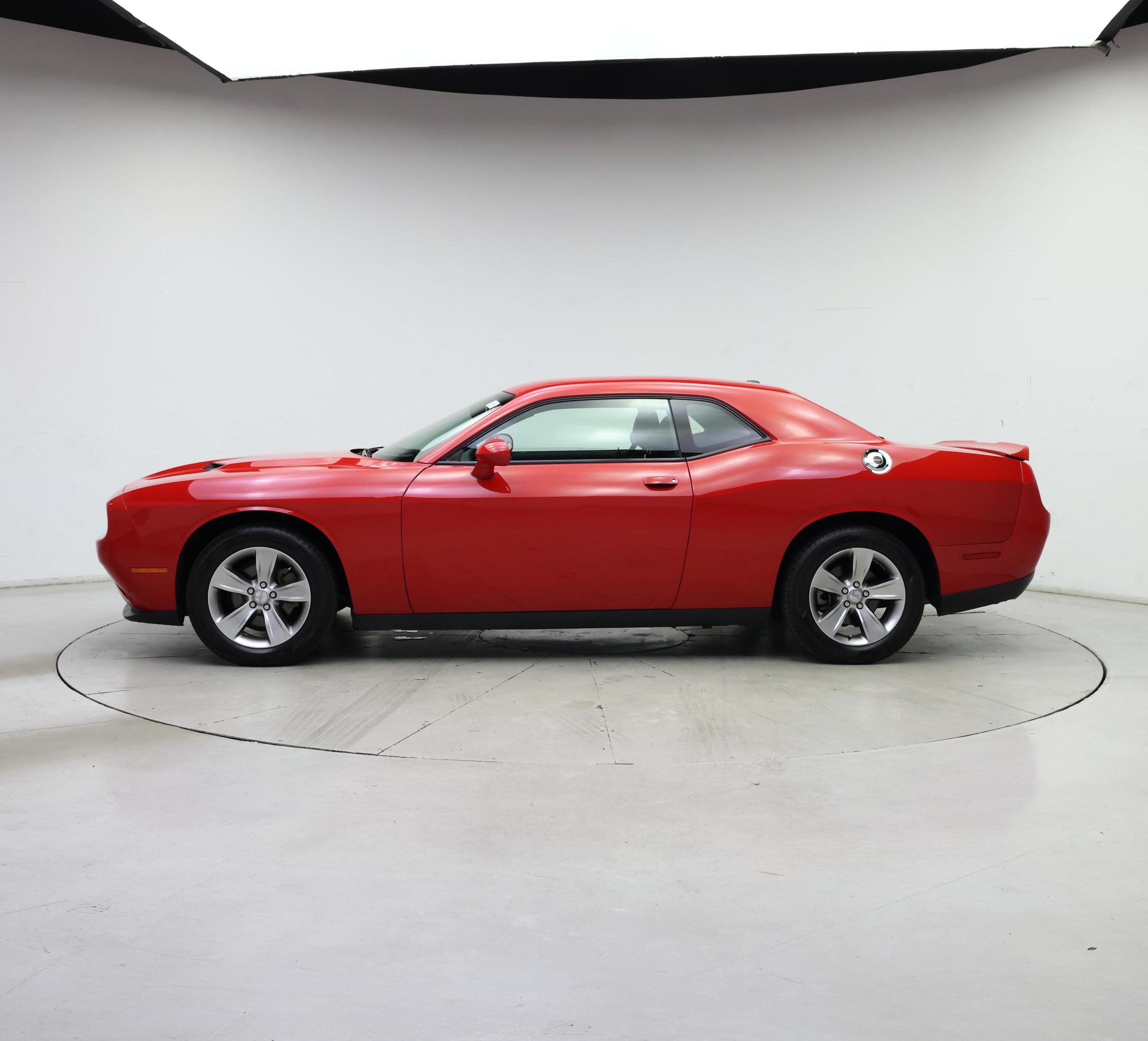 Thumbnail: 2021 Dodge Challenger - 3