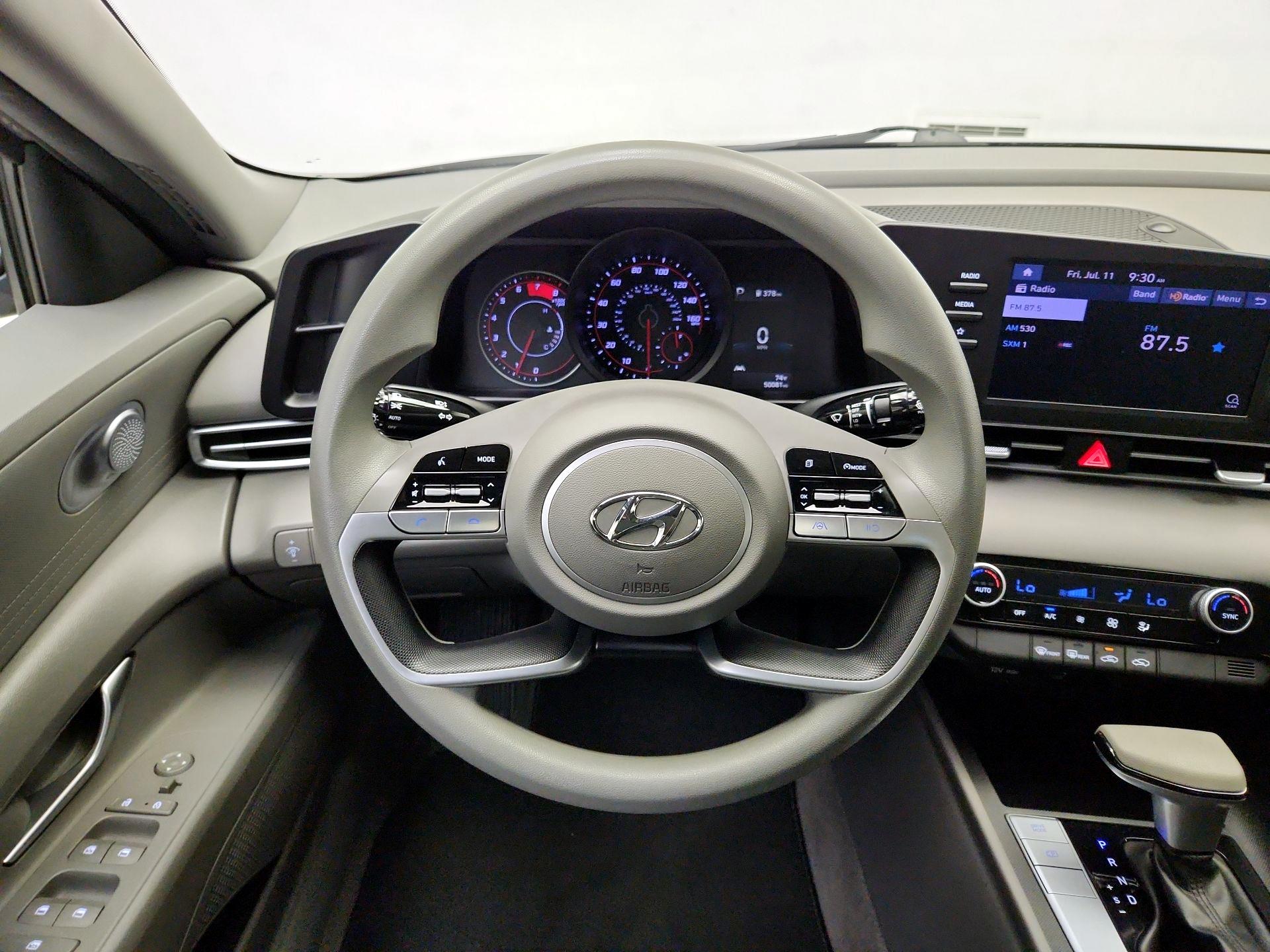 Thumbnail: 2023 Hyundai Elantra - 10