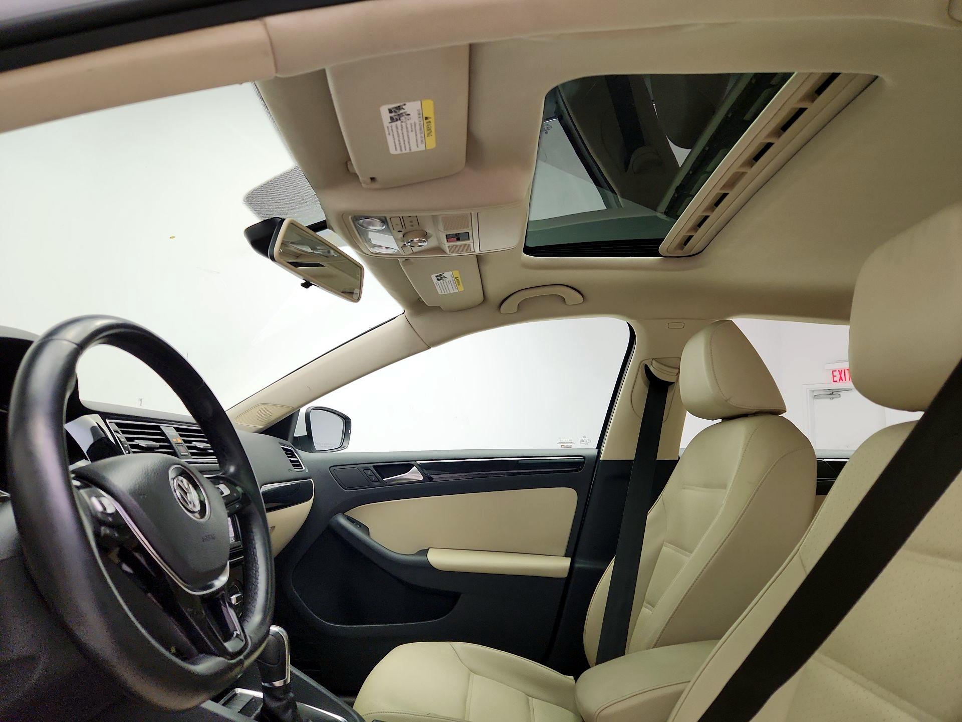 Thumbnail: 2016 Volkswagen Jetta - 20