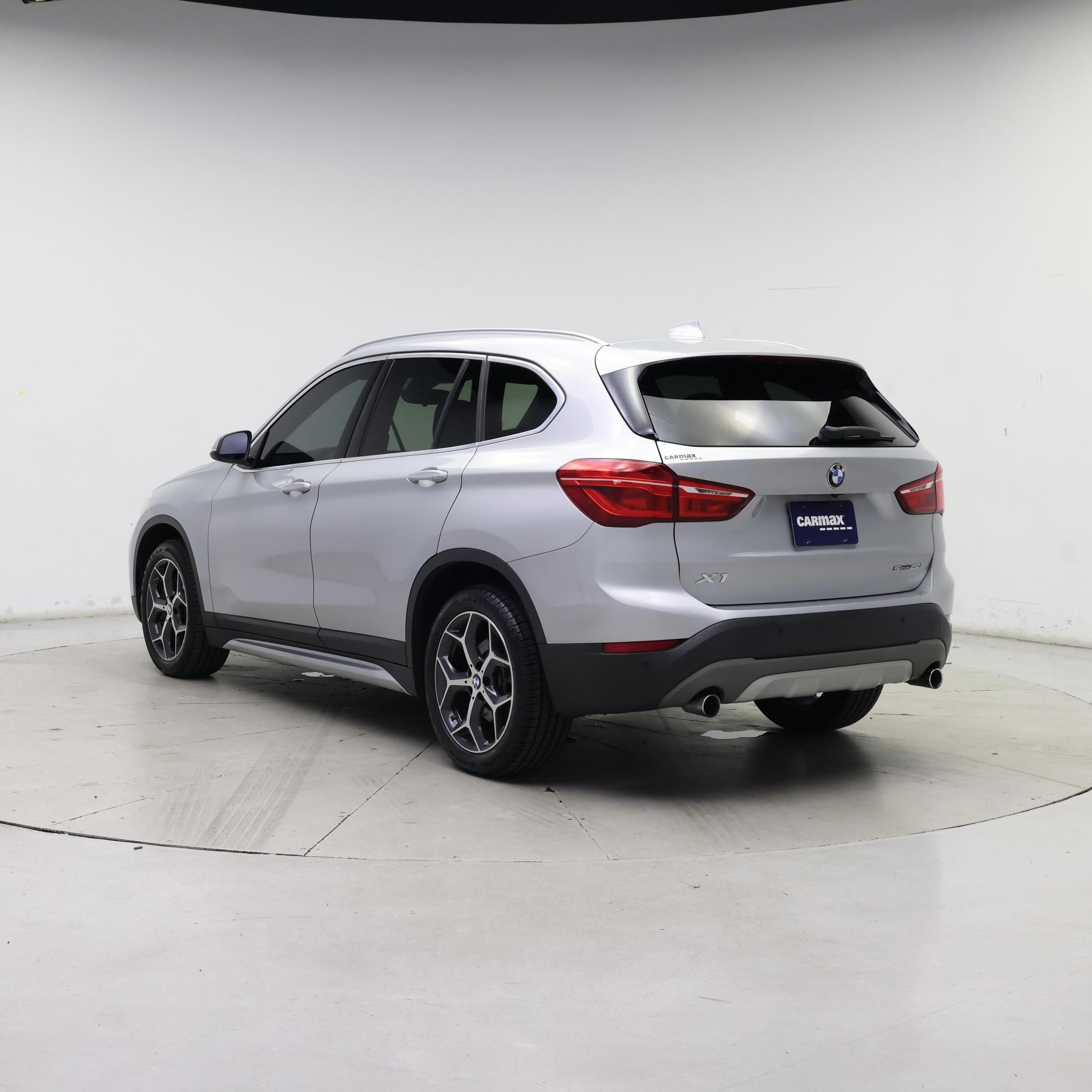 Thumbnail: 2019 BMW X1 - 2