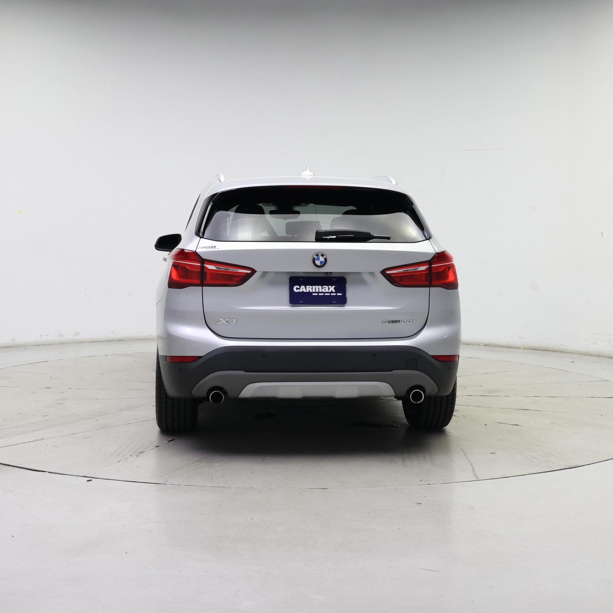 Thumbnail: 2019 BMW X1 - 6