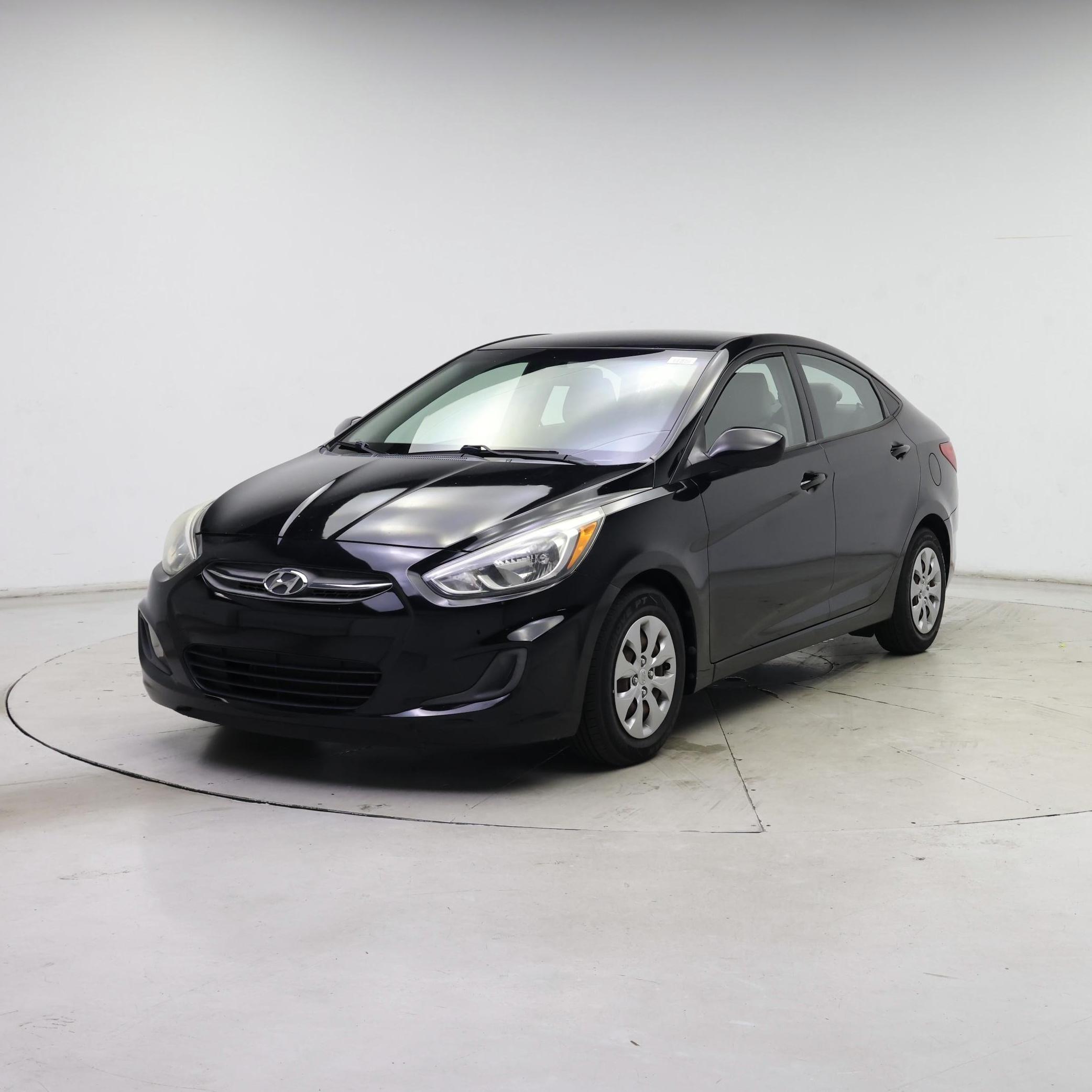 Thumbnail: 2017 Hyundai Accent - 4