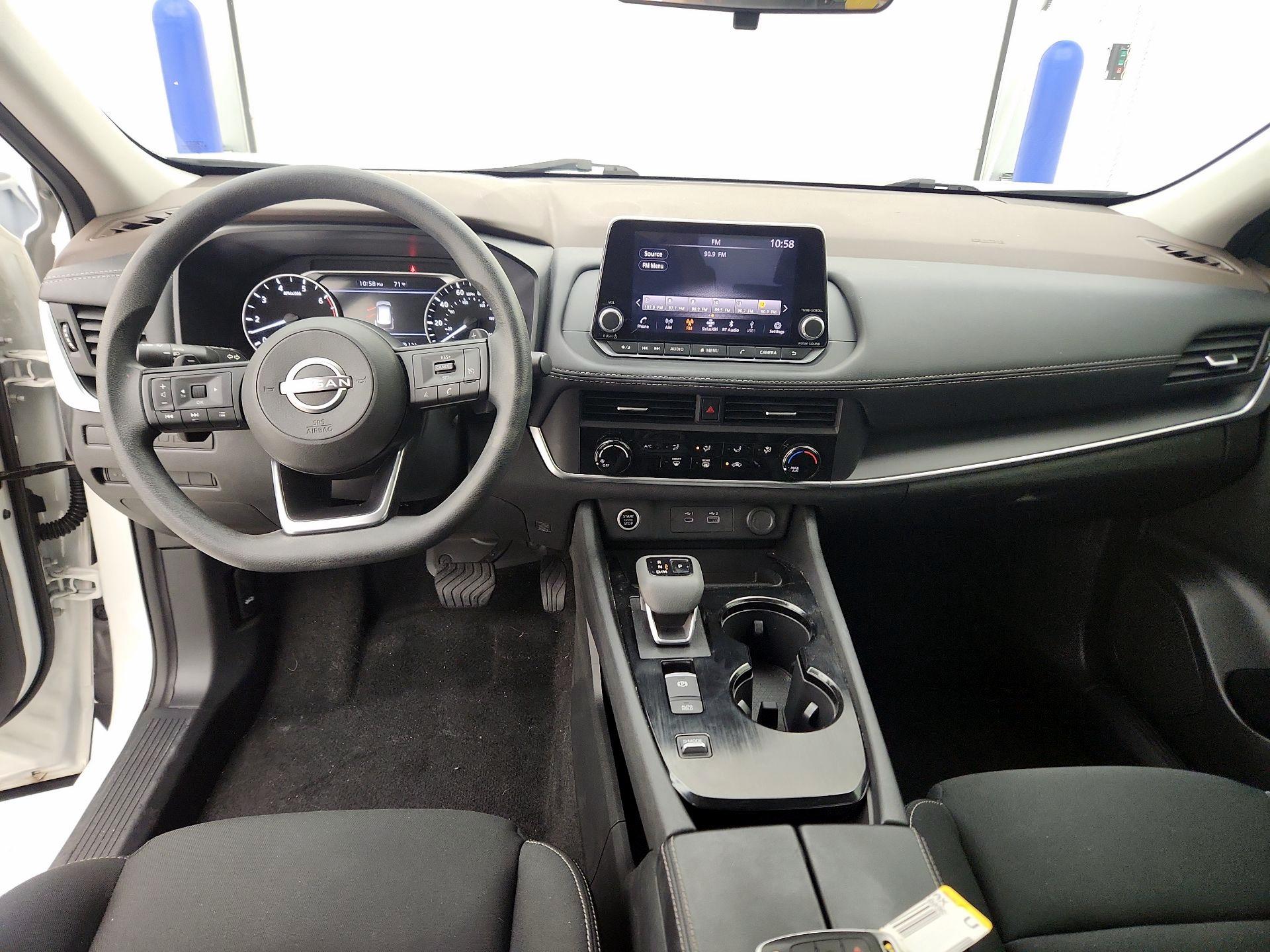 Thumbnail: 2023 Nissan Rogue - 9