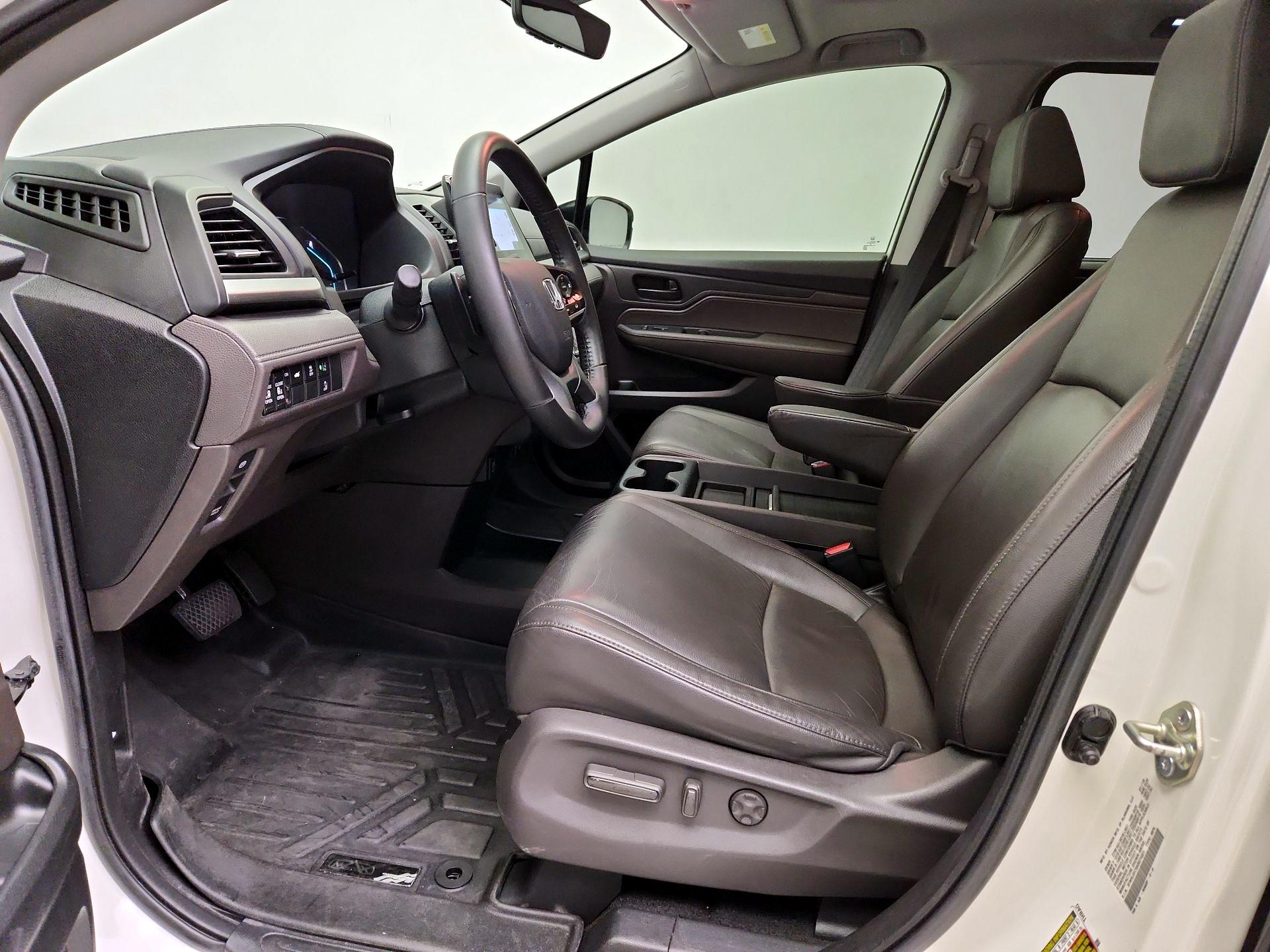 Thumbnail: 2019 Honda Odyssey - 11