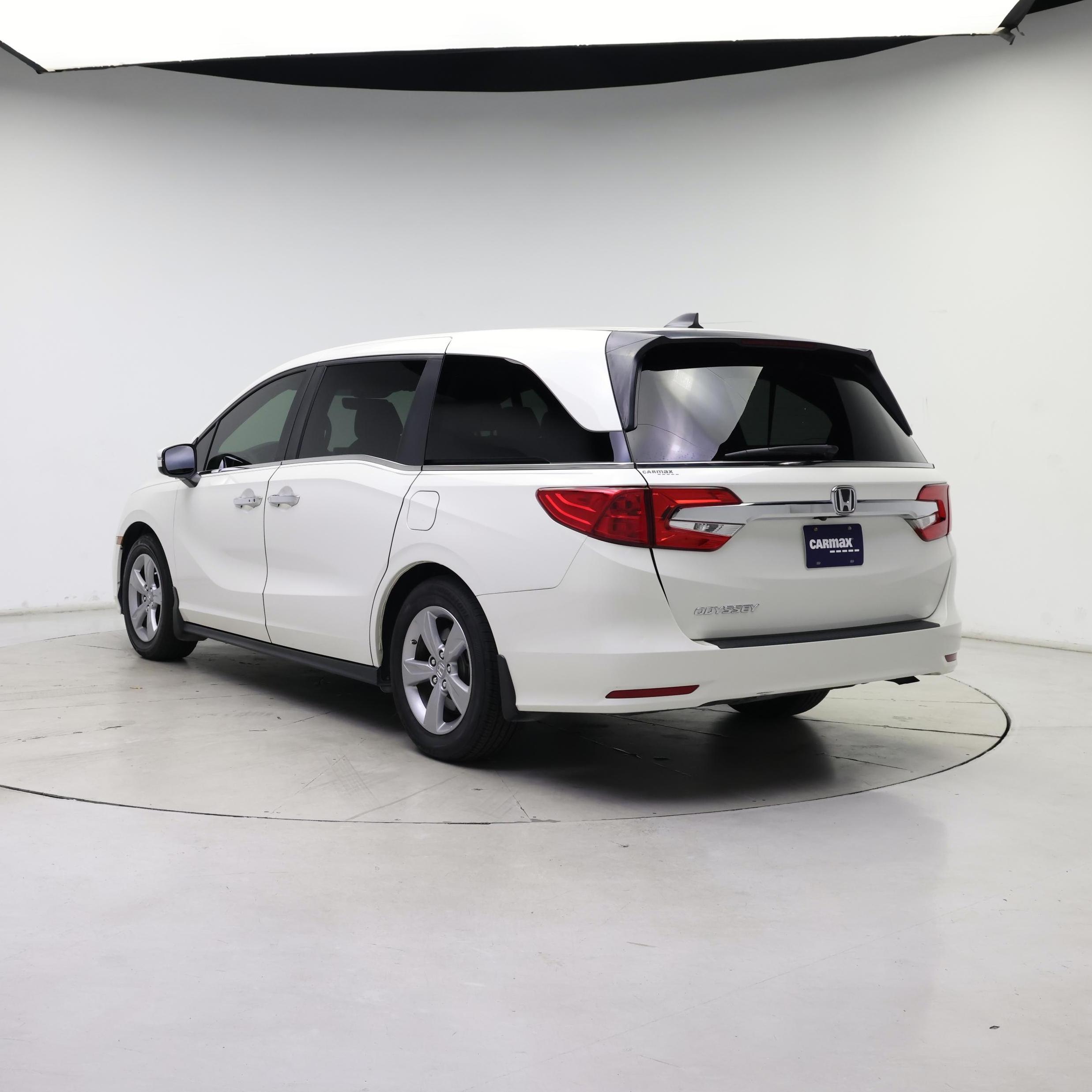 Thumbnail: 2019 Honda Odyssey - 2