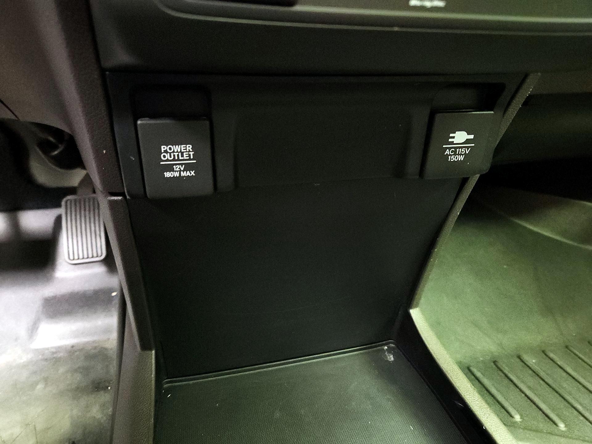 Thumbnail: 2019 Honda Odyssey - 19