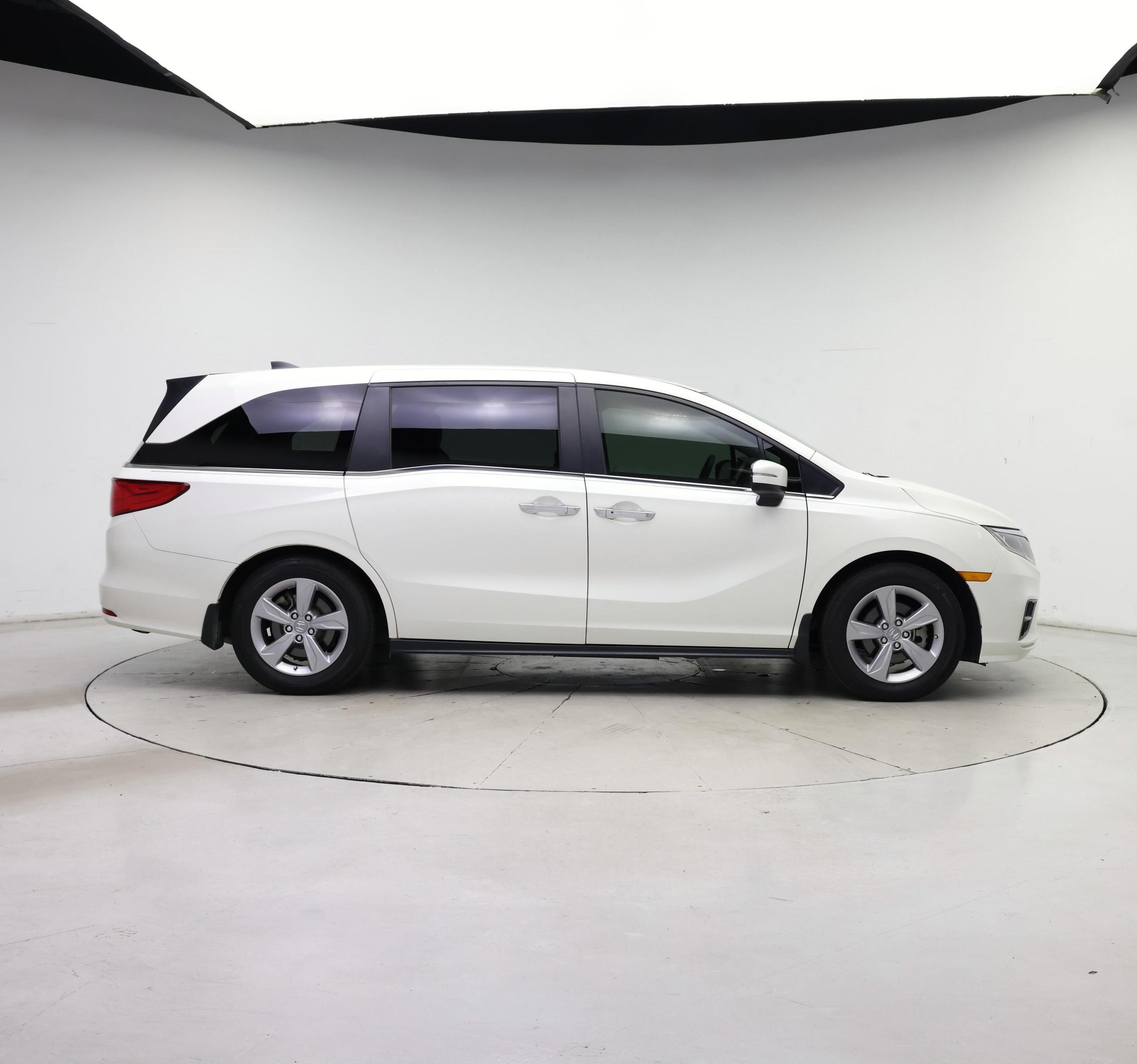 Thumbnail: 2019 Honda Odyssey - 7