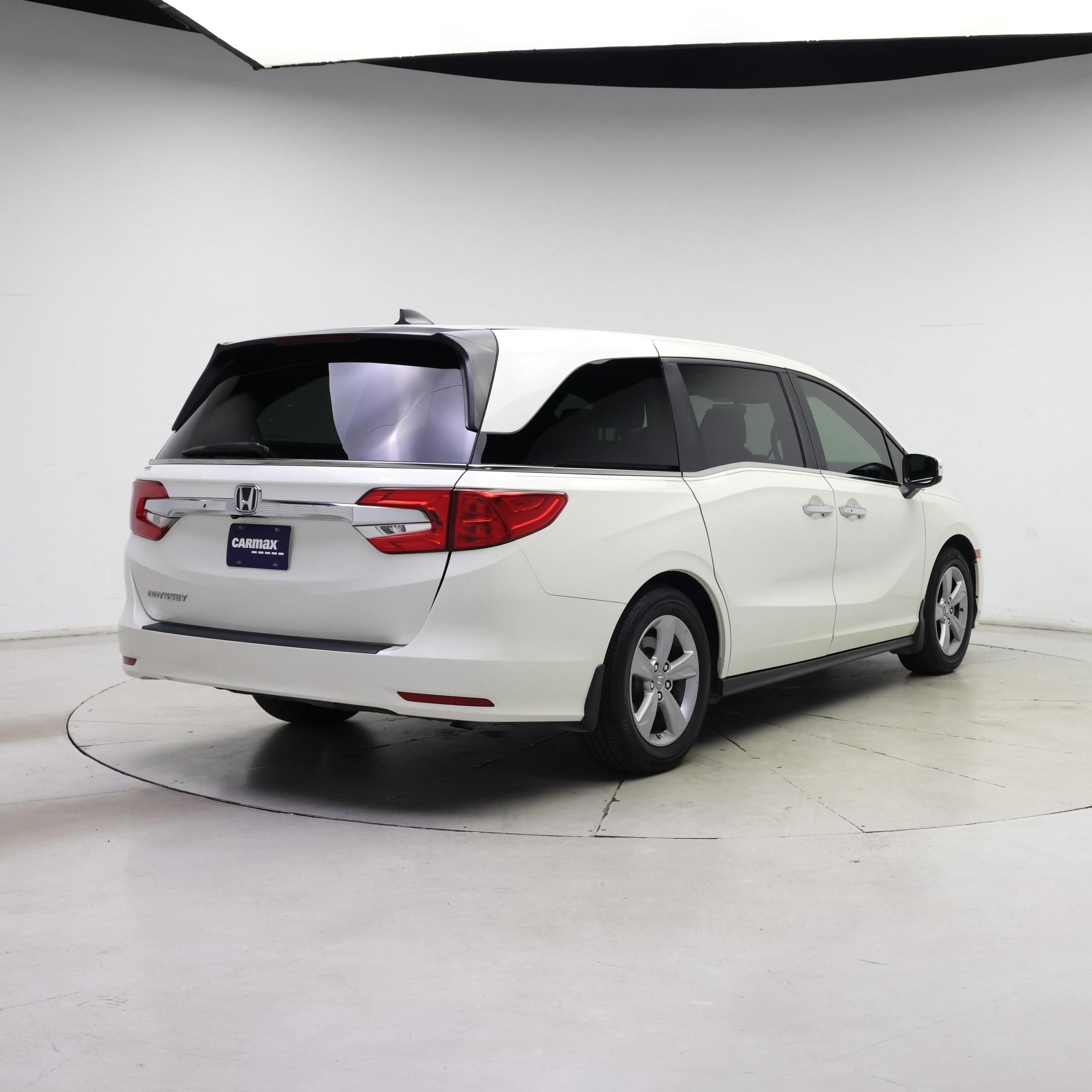 Thumbnail: 2019 Honda Odyssey - 8