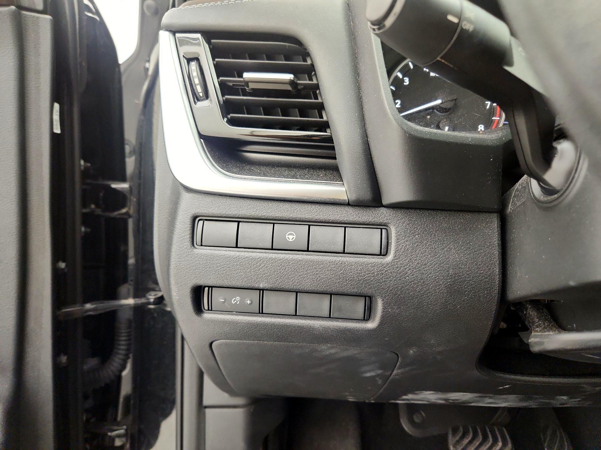 Thumbnail: 2021 Nissan Rogue - 13