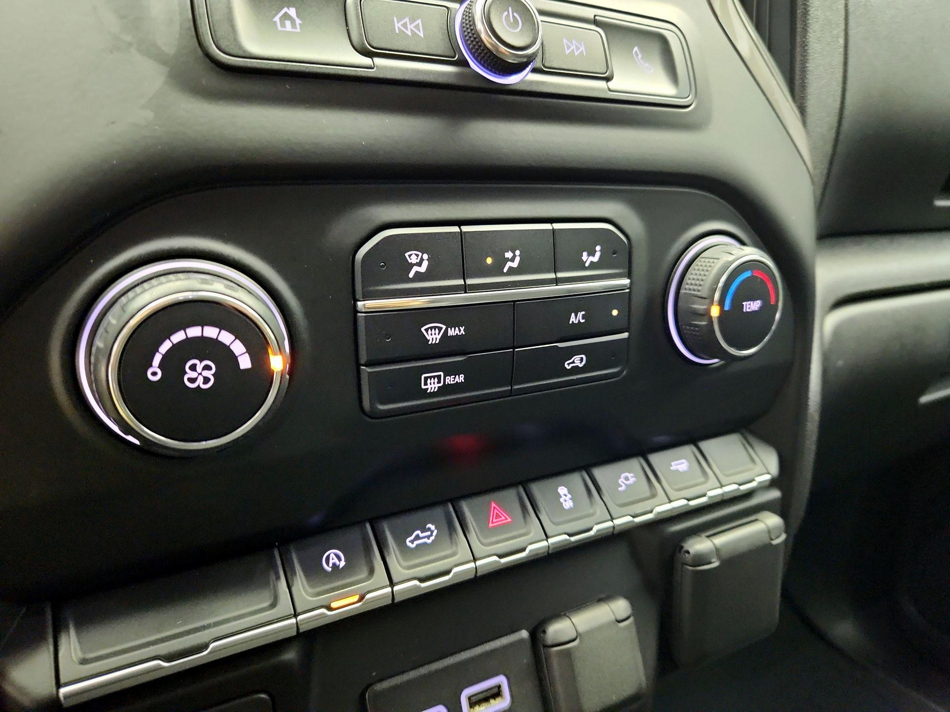 Thumbnail: 2021 Chevrolet Silverado 1500 - 16