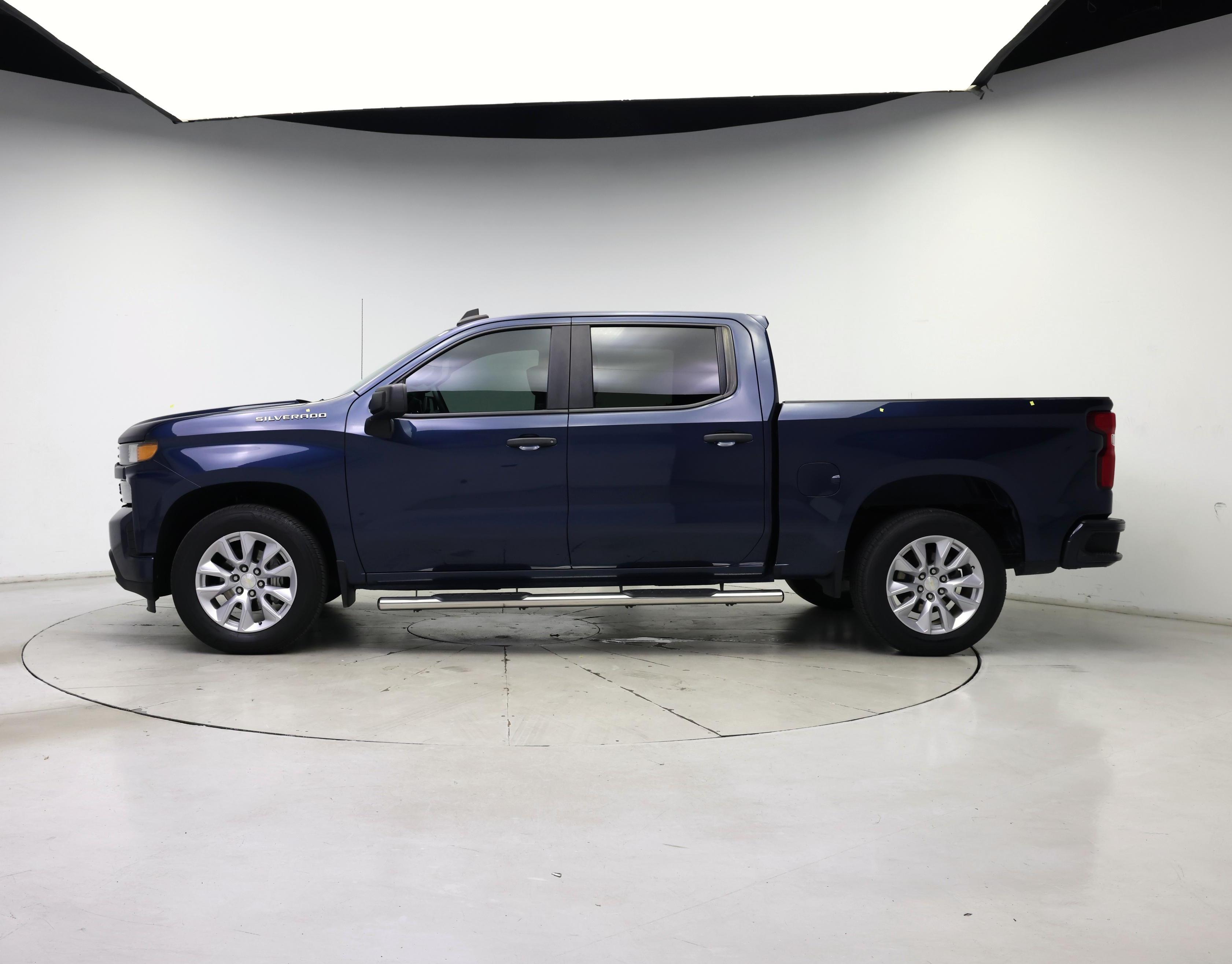 Thumbnail: 2021 Chevrolet Silverado 1500 - 3