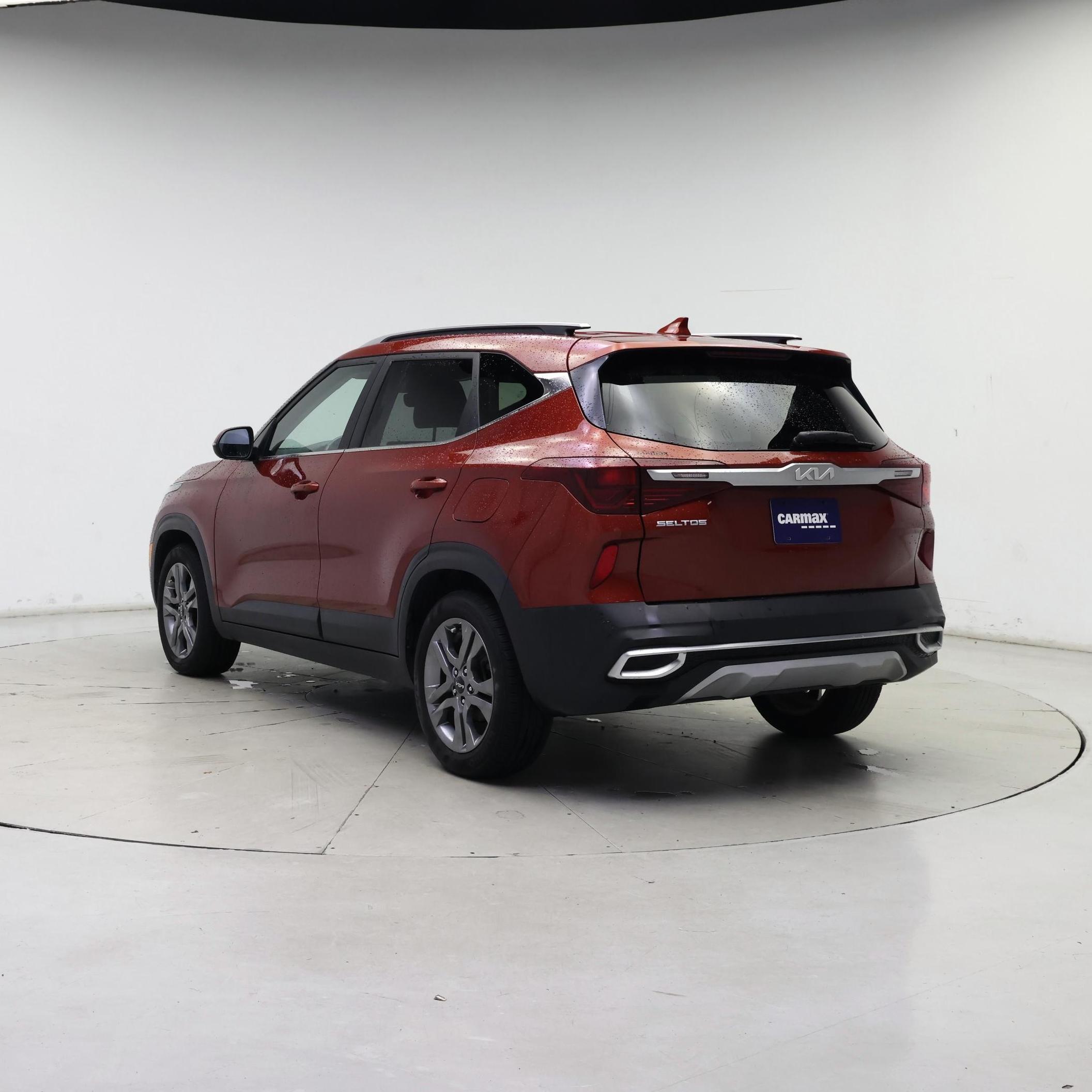 Thumbnail: 2022 Kia Seltos - 2