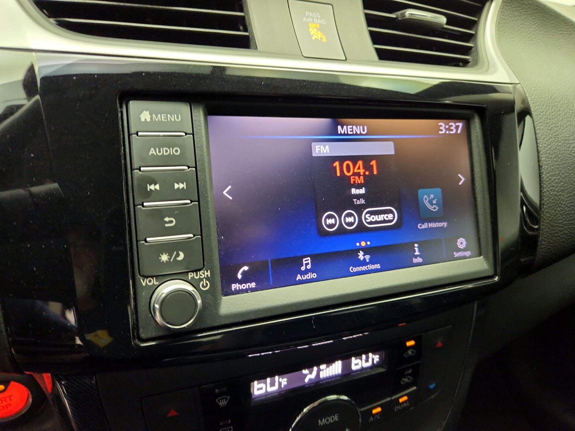Thumbnail: 2019 Nissan Sentra - 15