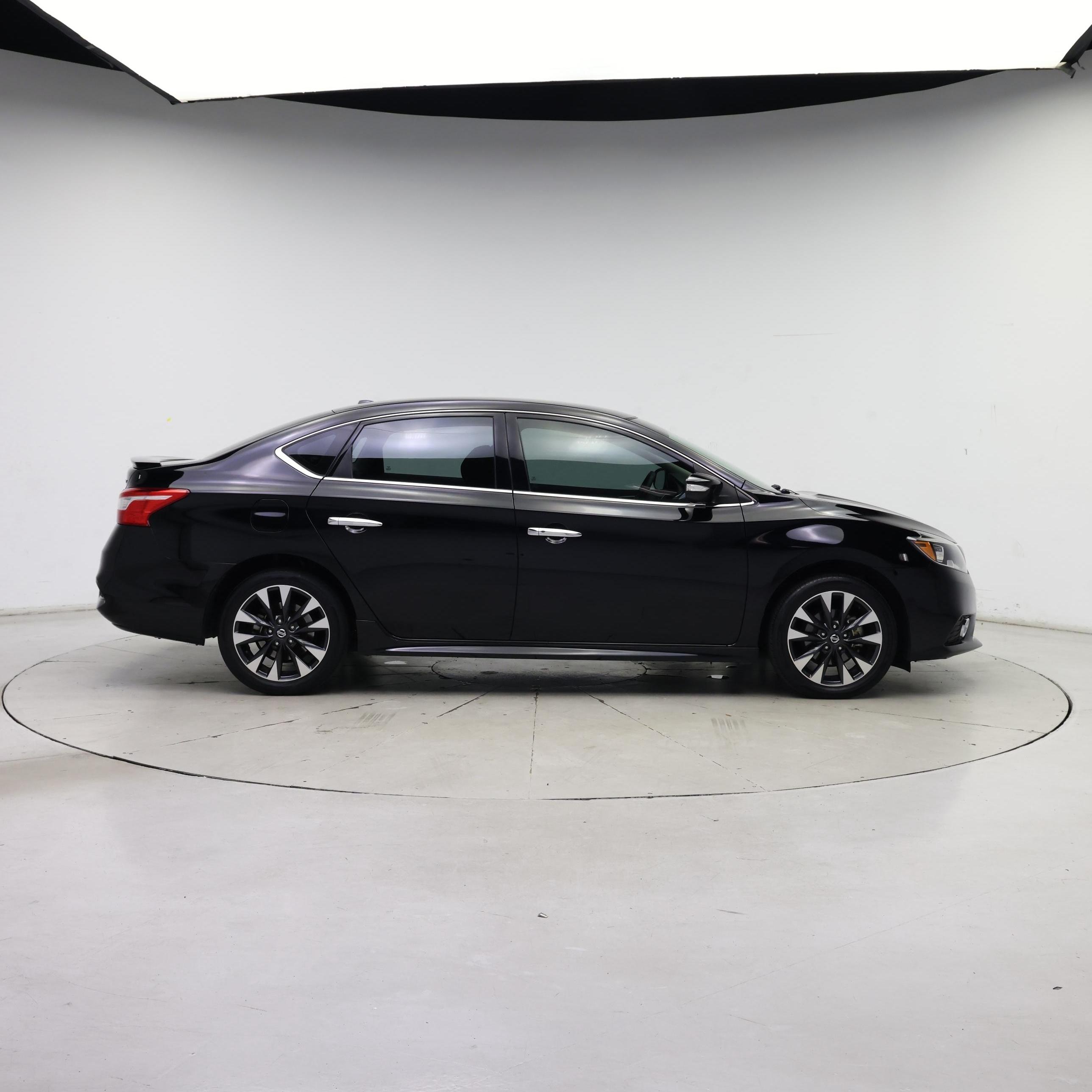 Thumbnail: 2019 Nissan Sentra - 7