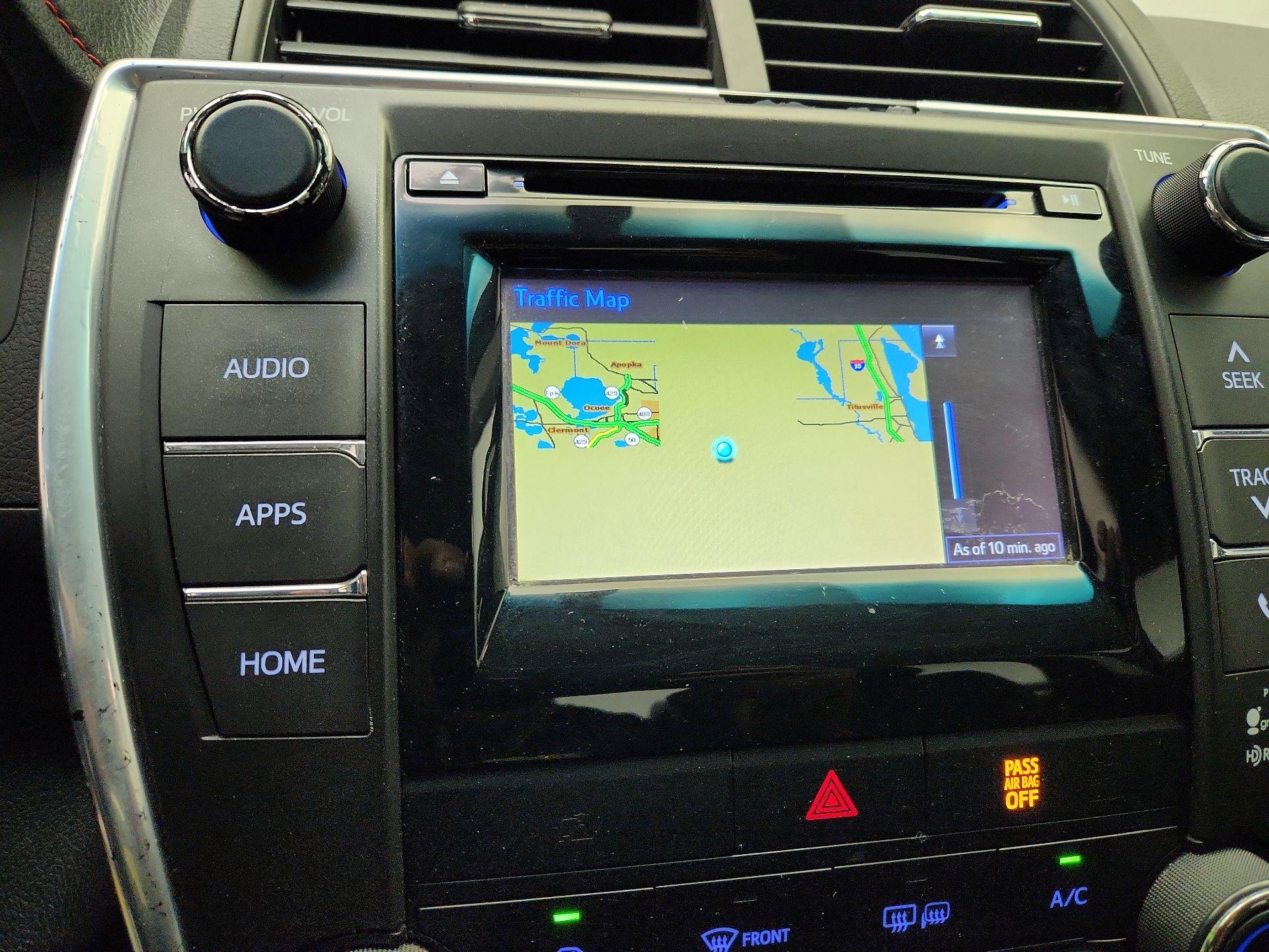 Thumbnail: 2015 Toyota Camry - 14