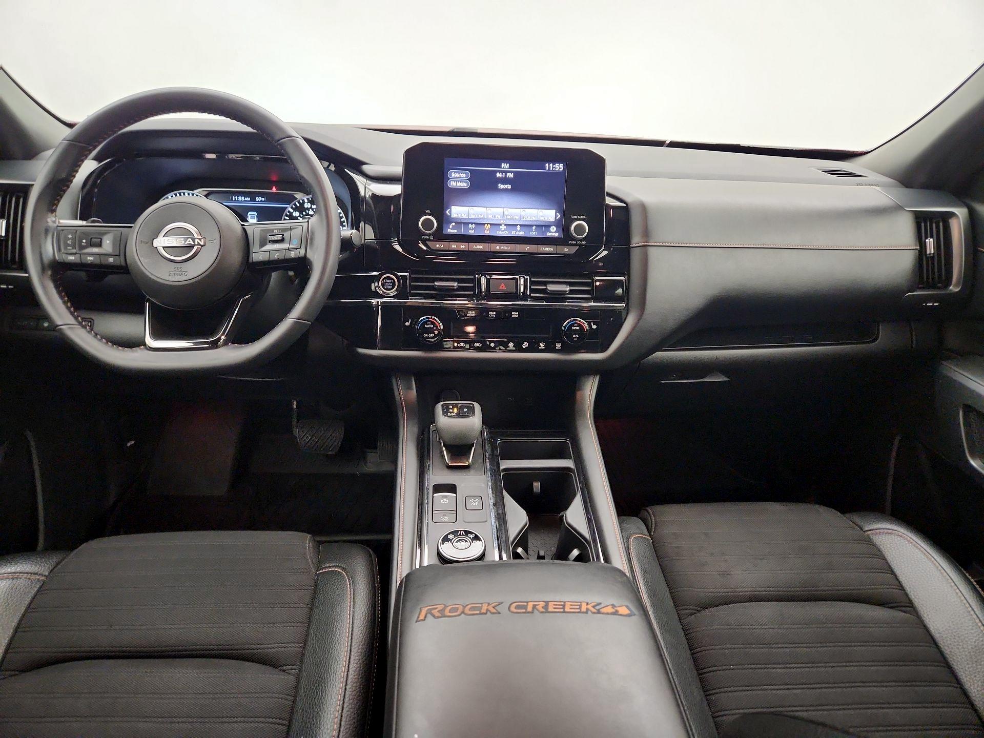 Thumbnail: 2023 Nissan Pathfinder - 9