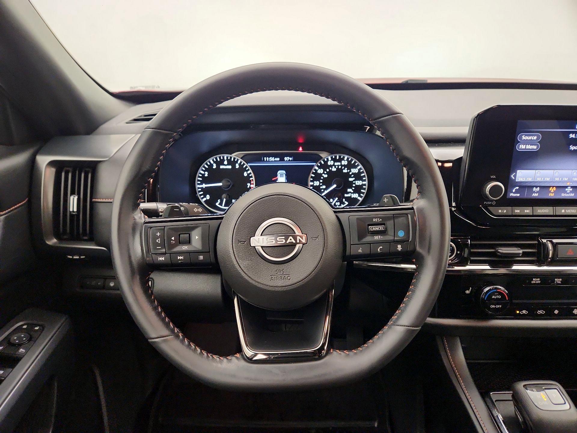 Thumbnail: 2023 Nissan Pathfinder - 10