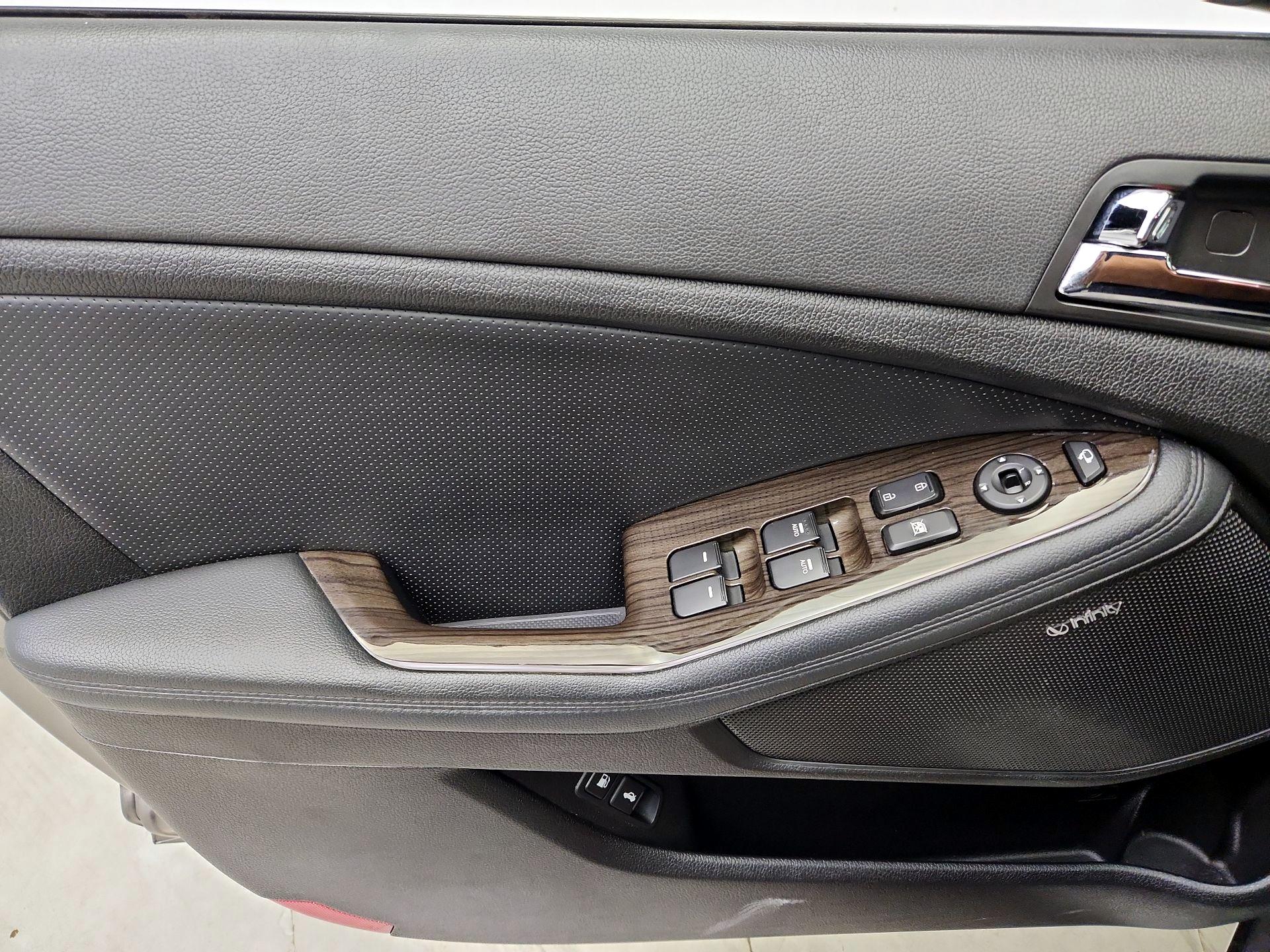 Thumbnail: 2013 Kia Optima - 12