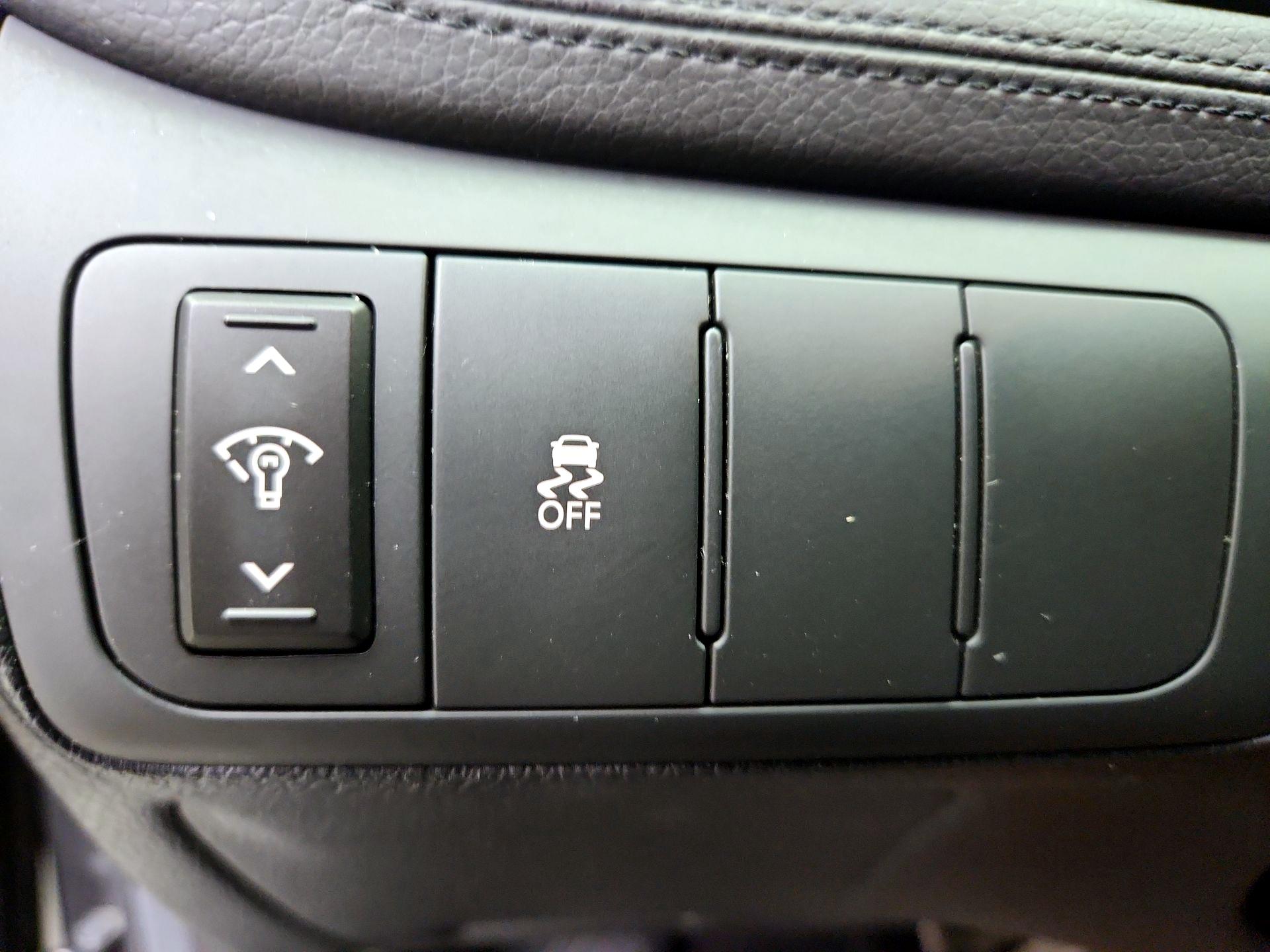 Thumbnail: 2013 Kia Optima - 13