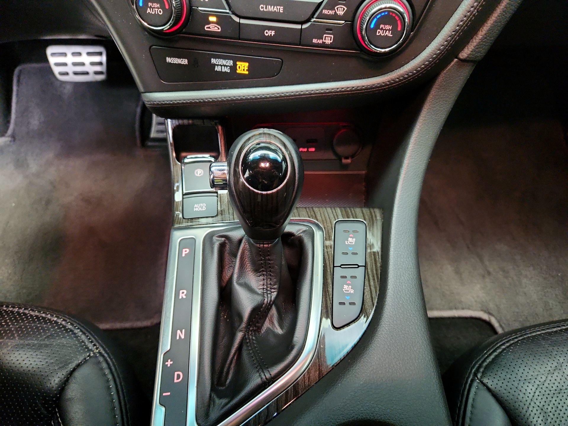 Thumbnail: 2013 Kia Optima - 17