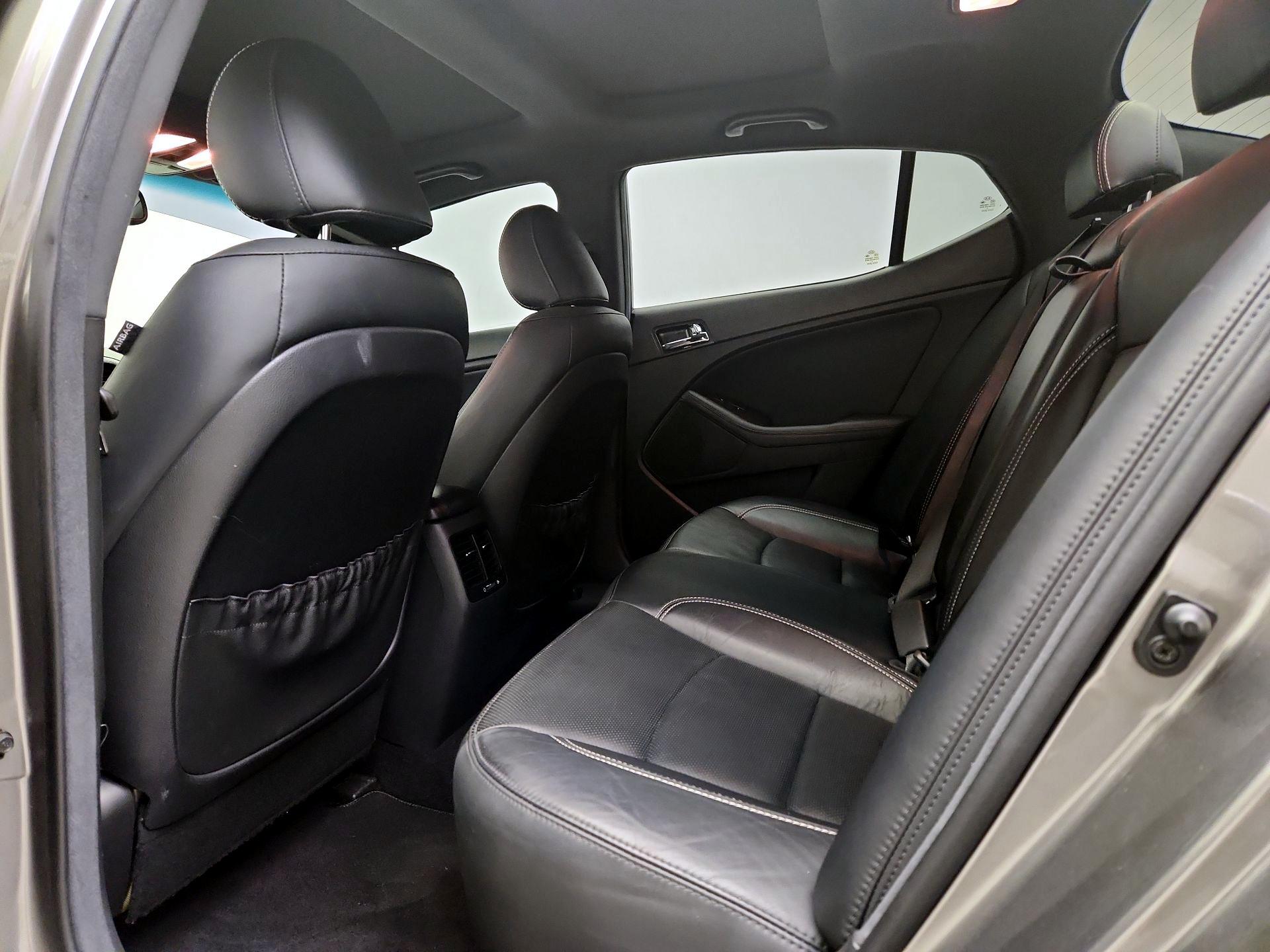 Thumbnail: 2013 Kia Optima - 20