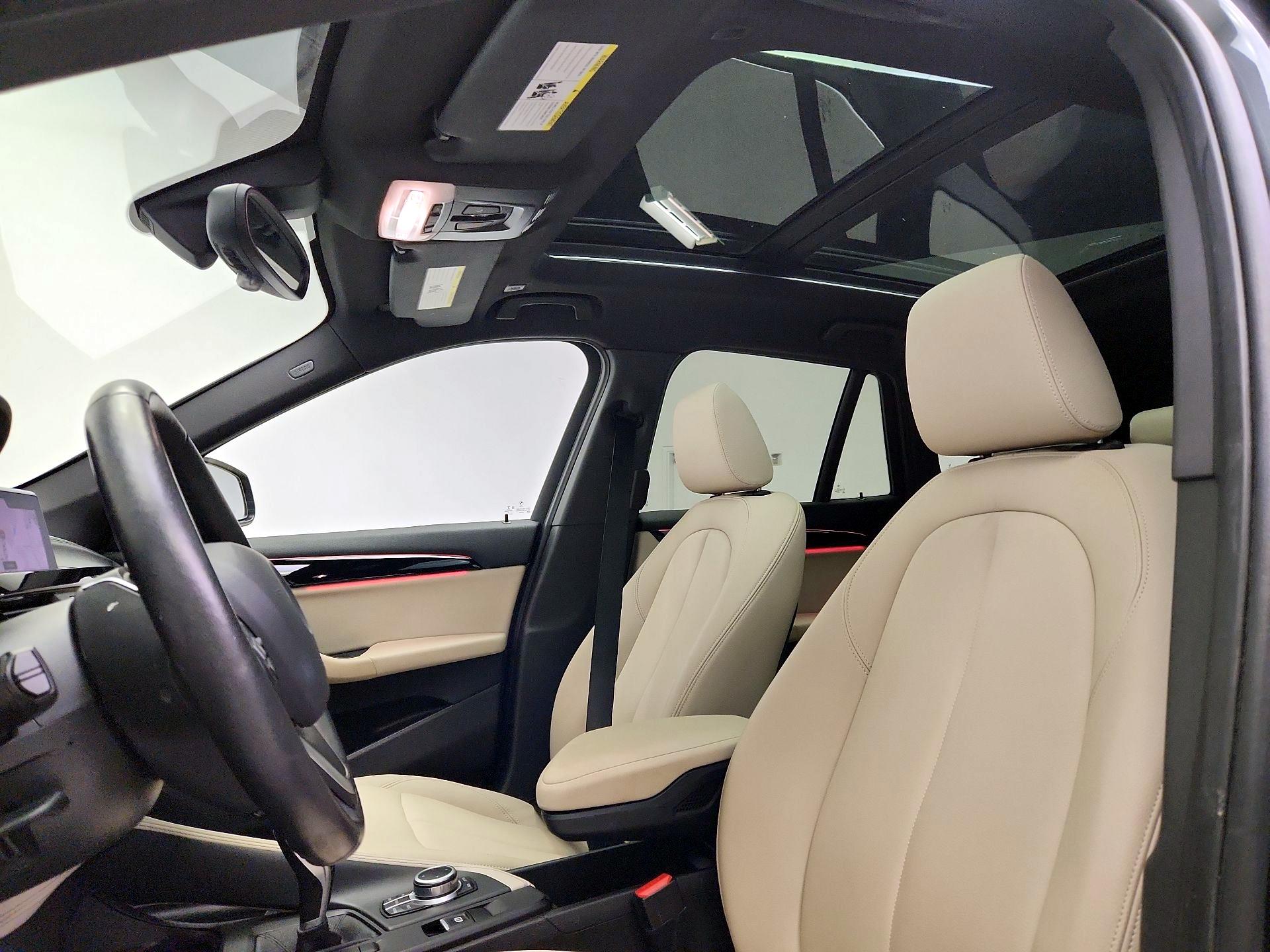 Thumbnail: 2022 BMW X1 - 20