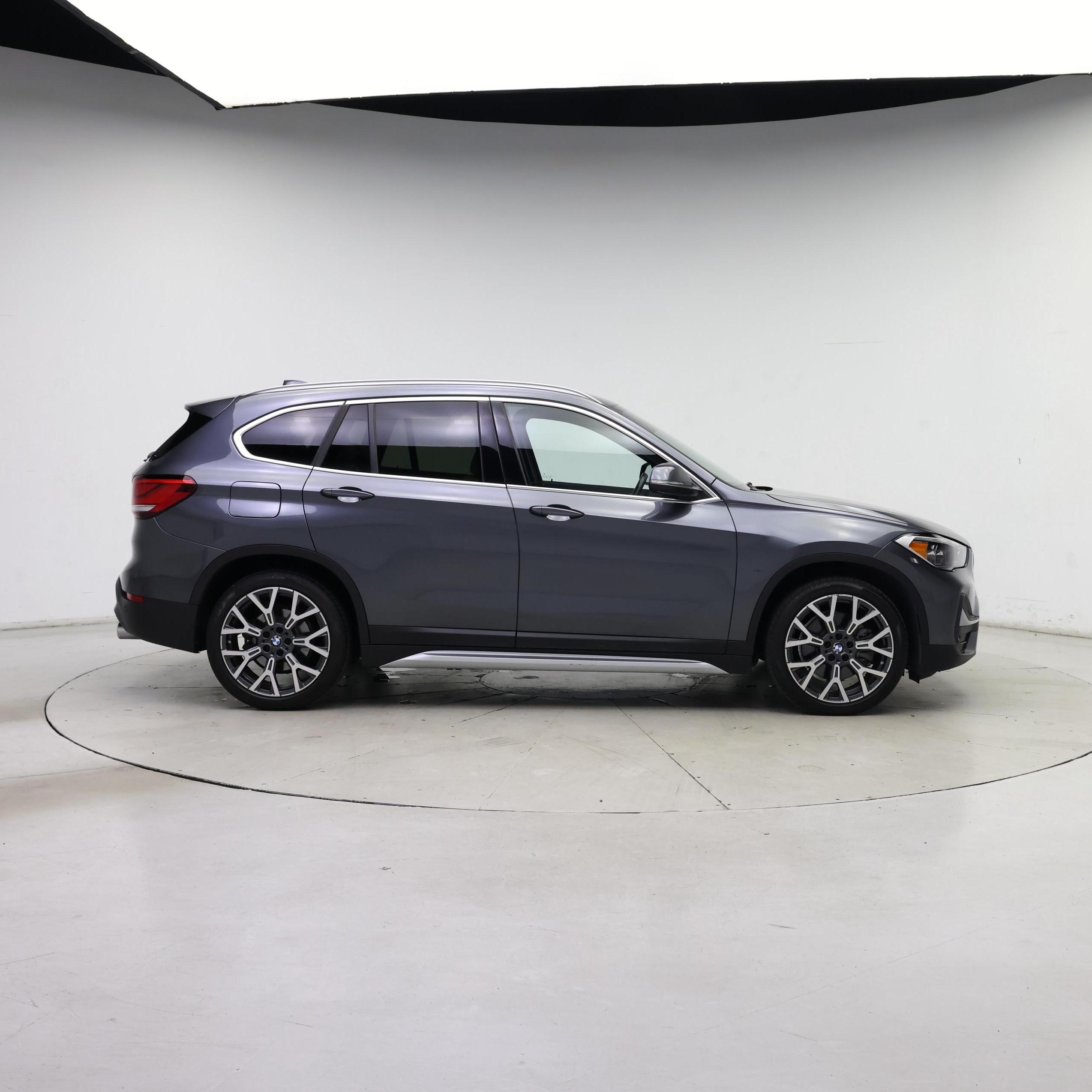 Thumbnail: 2022 BMW X1 - 7