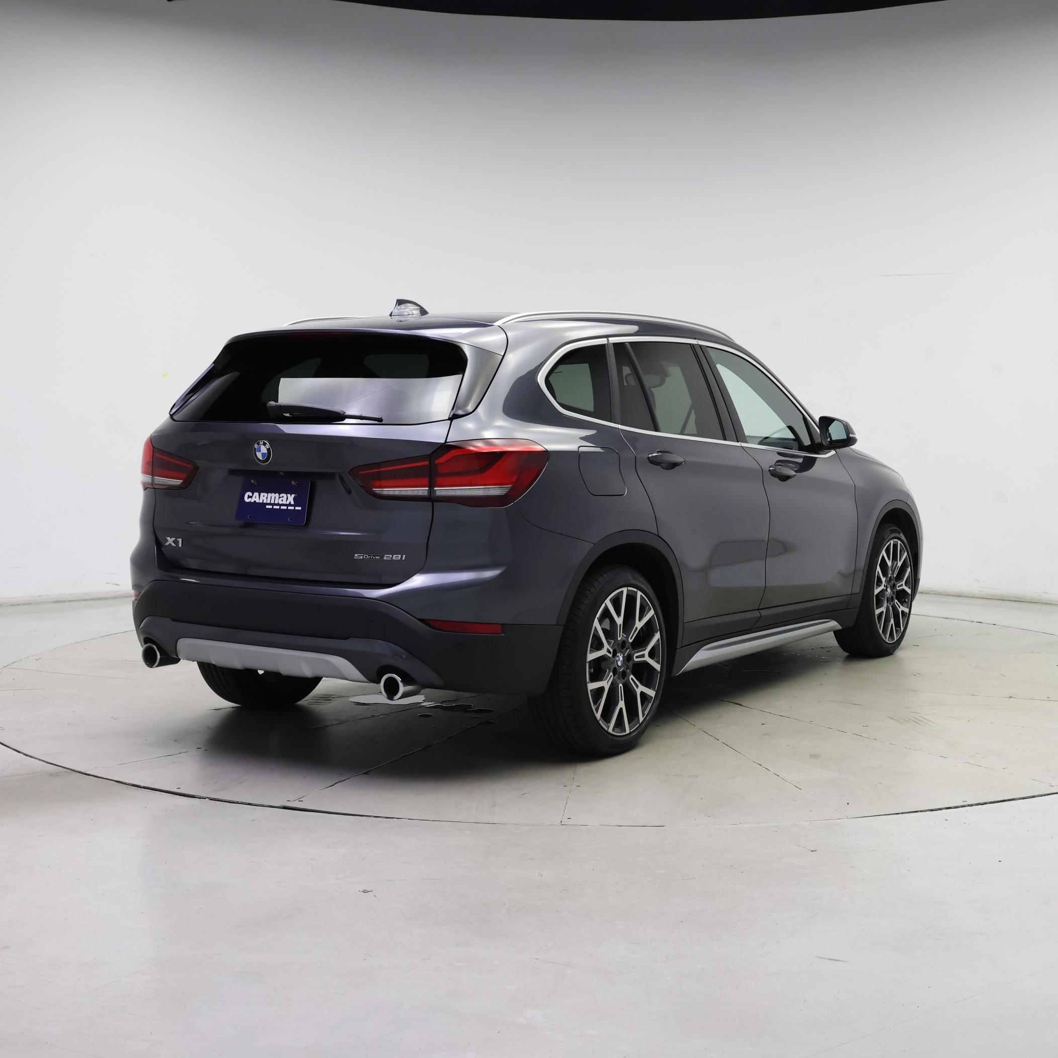 Thumbnail: 2022 BMW X1 - 8