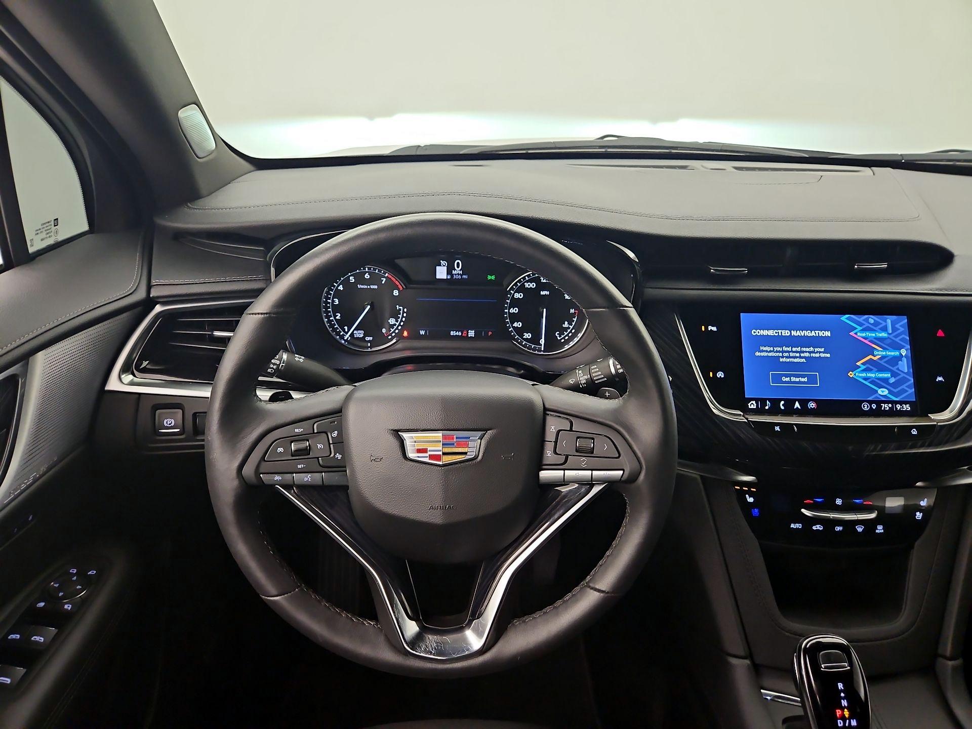 Thumbnail: 2024 Cadillac XT6 - 10