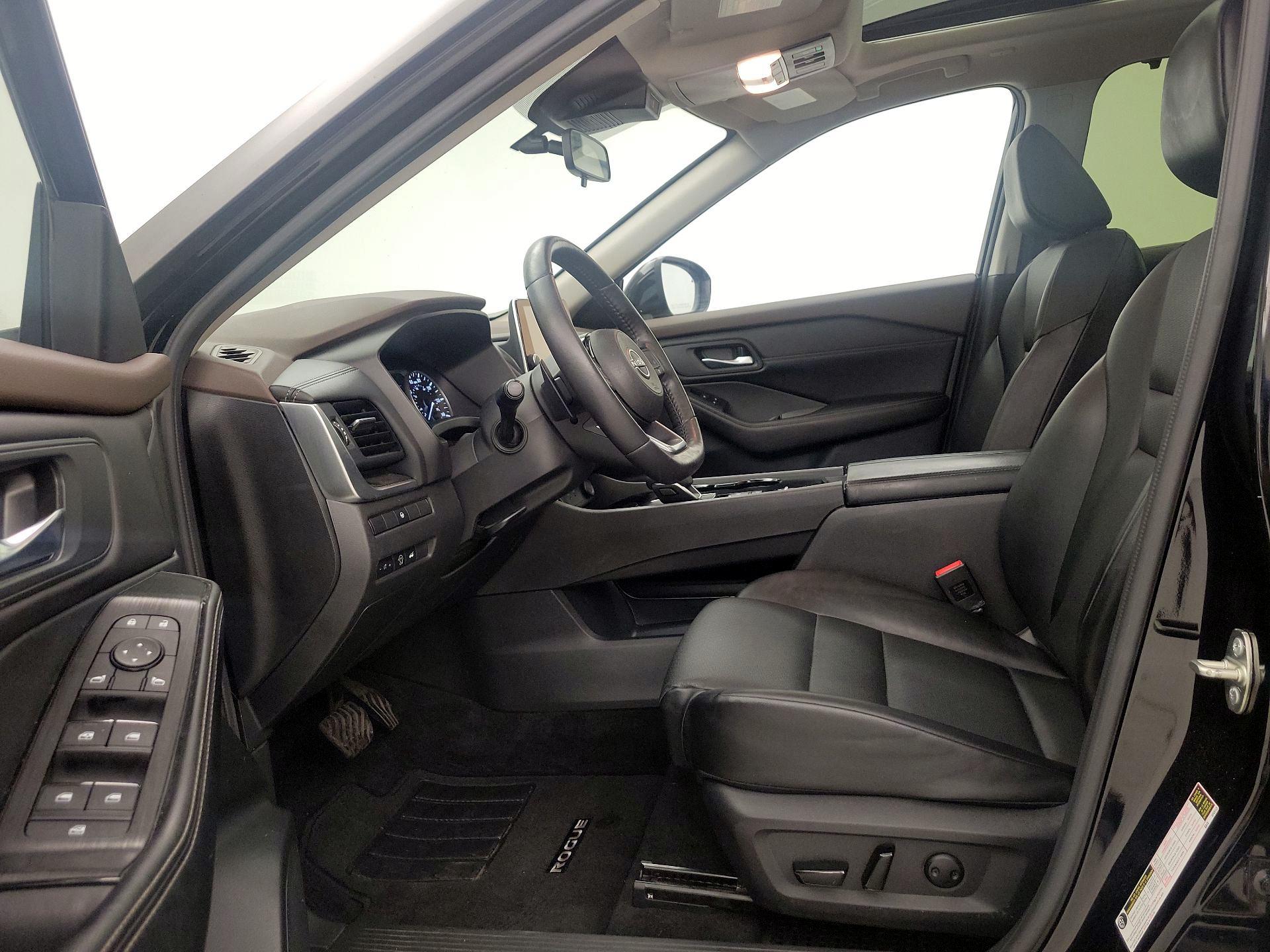 Thumbnail: 2023 Nissan Rogue - 11